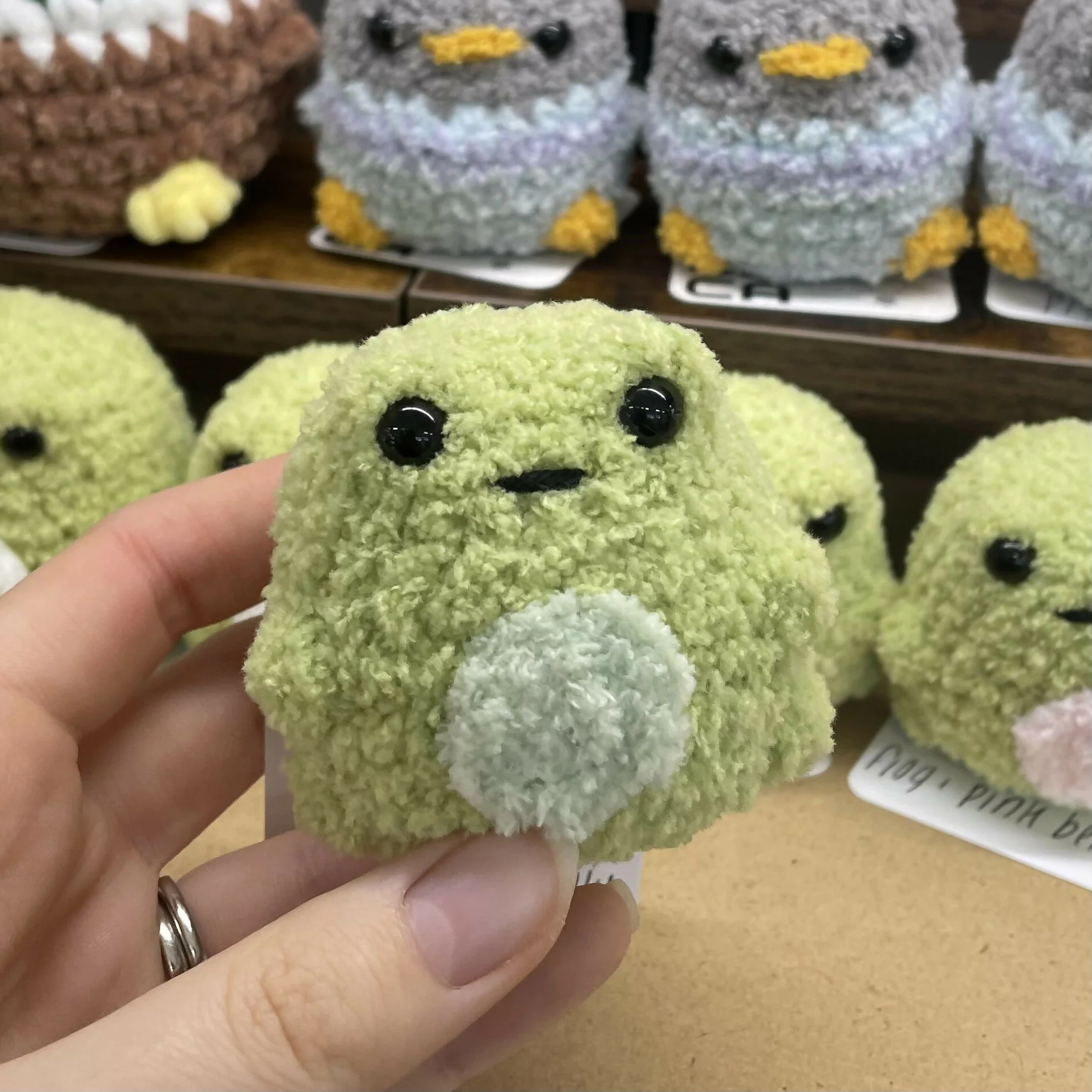 Fluffy Crochet Frog - Image 3