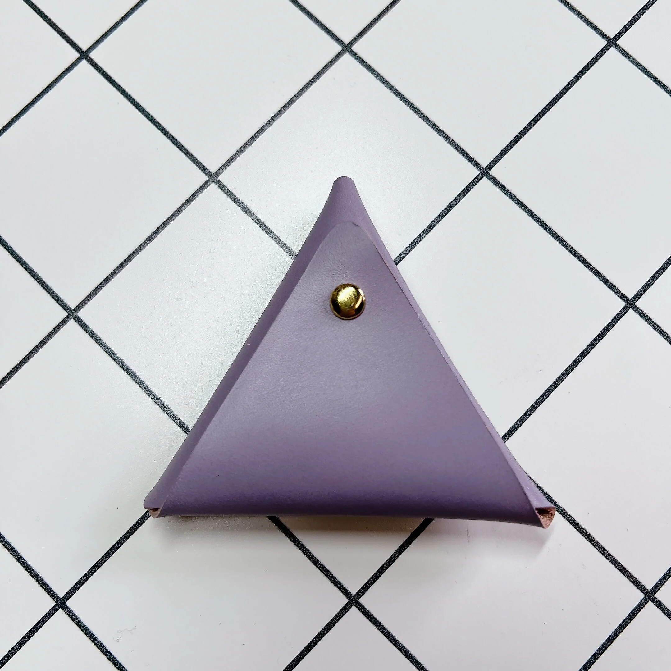 Fold Edge Triangle Leather Coin Case - Image 3