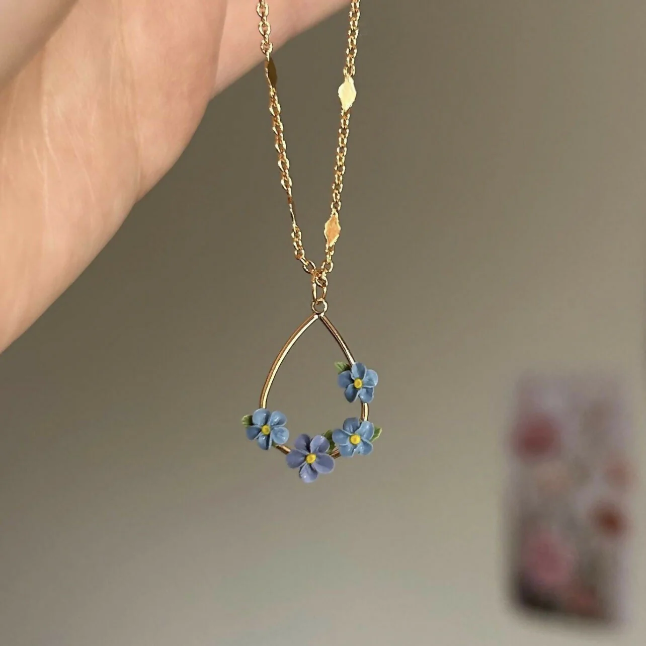 Forget-Me-Not Flowers Necklace - Image 3