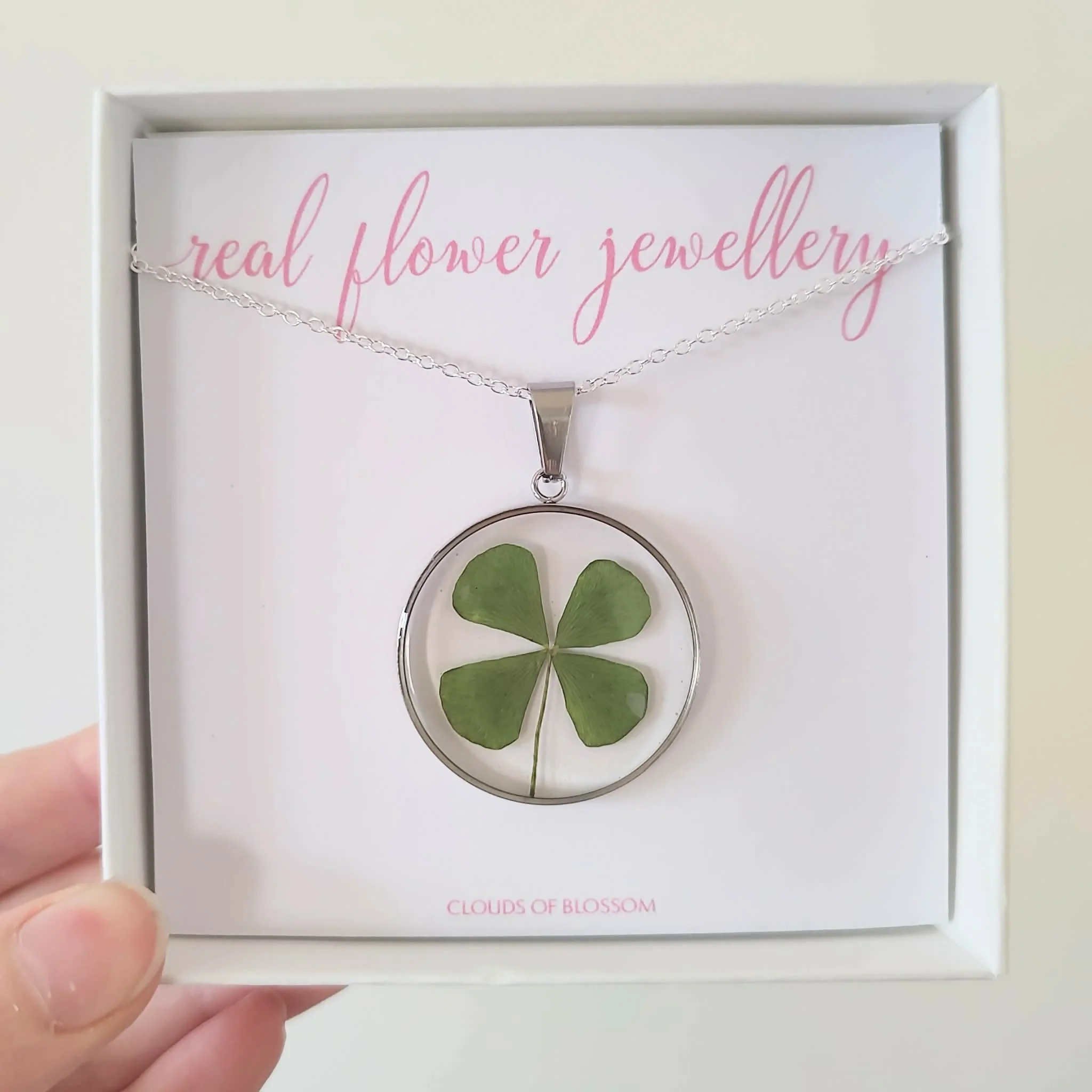 Four Leaf Clover Circle Necklace Stainless Steel