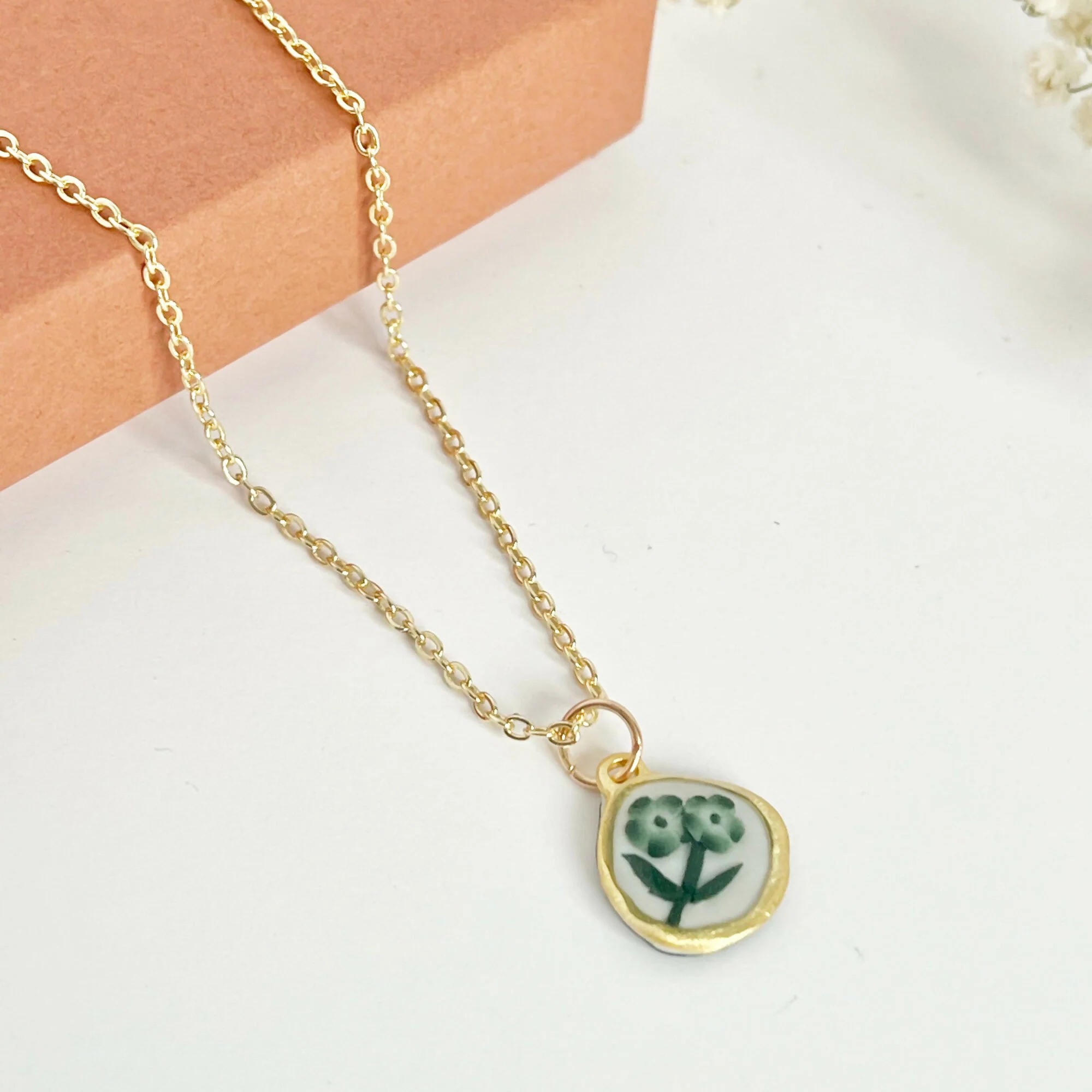 Green China Necklace No. 1 - Handmade Polymer Clay Necklace - Image 3