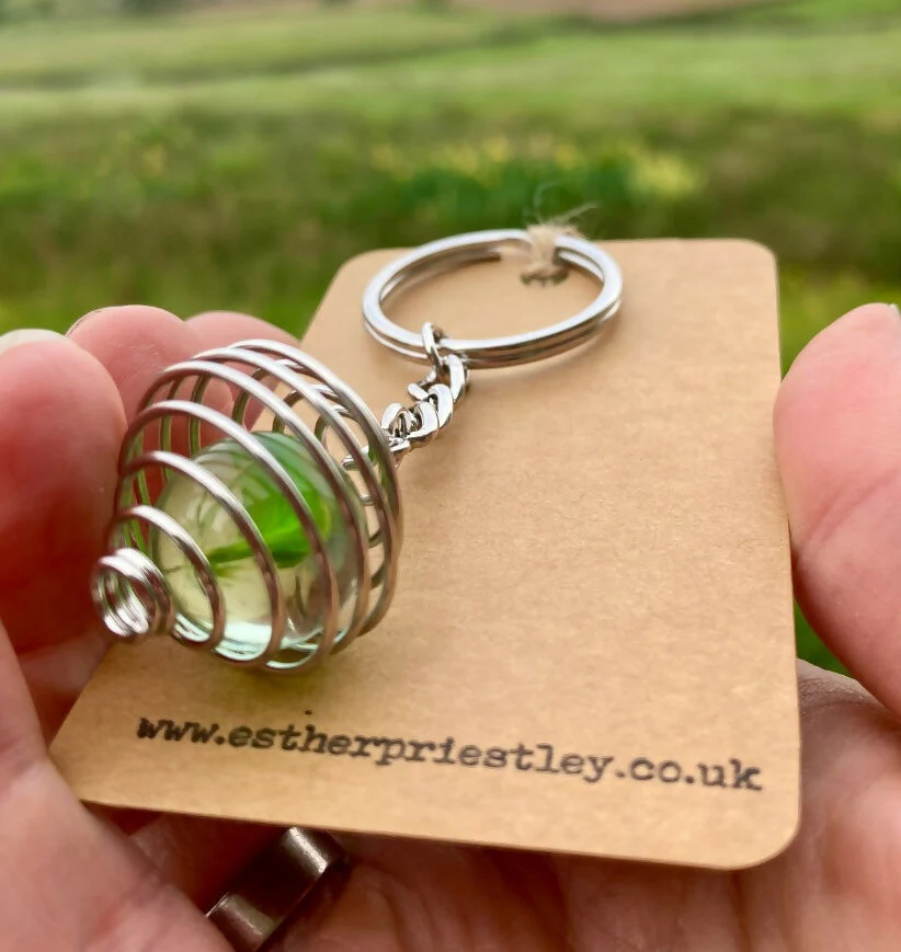 Green Vintage Glass Marble in Silver Plated Wire Cage on keyring - Image 4