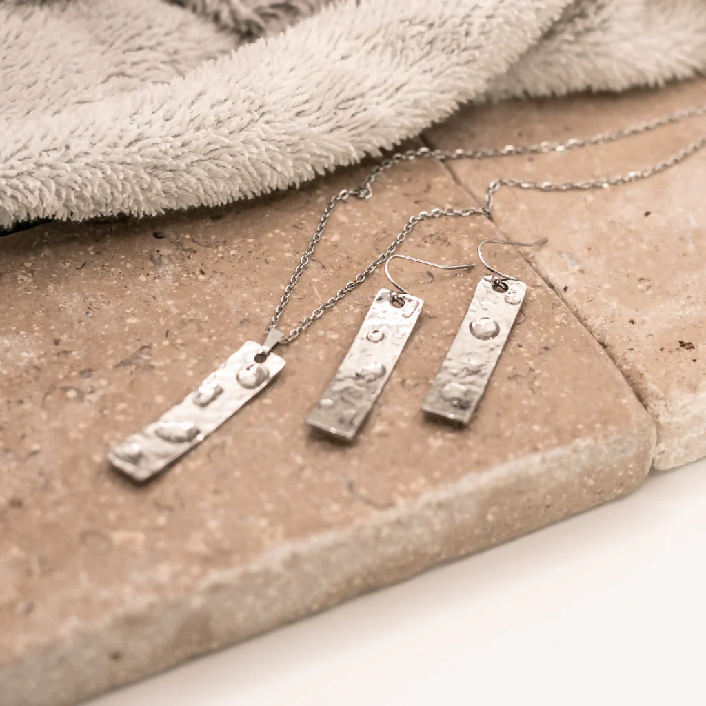 Hammered Stainless Steel Bar Necklace - Image 2