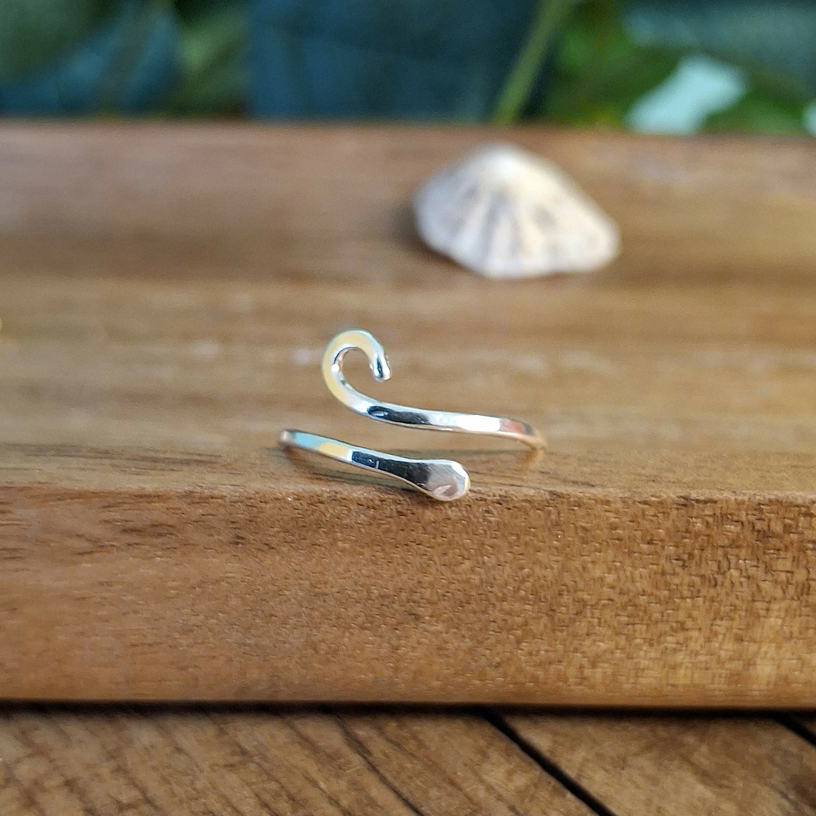 Handmade Adjustable Silver Swirl Ring Size N - Image 3