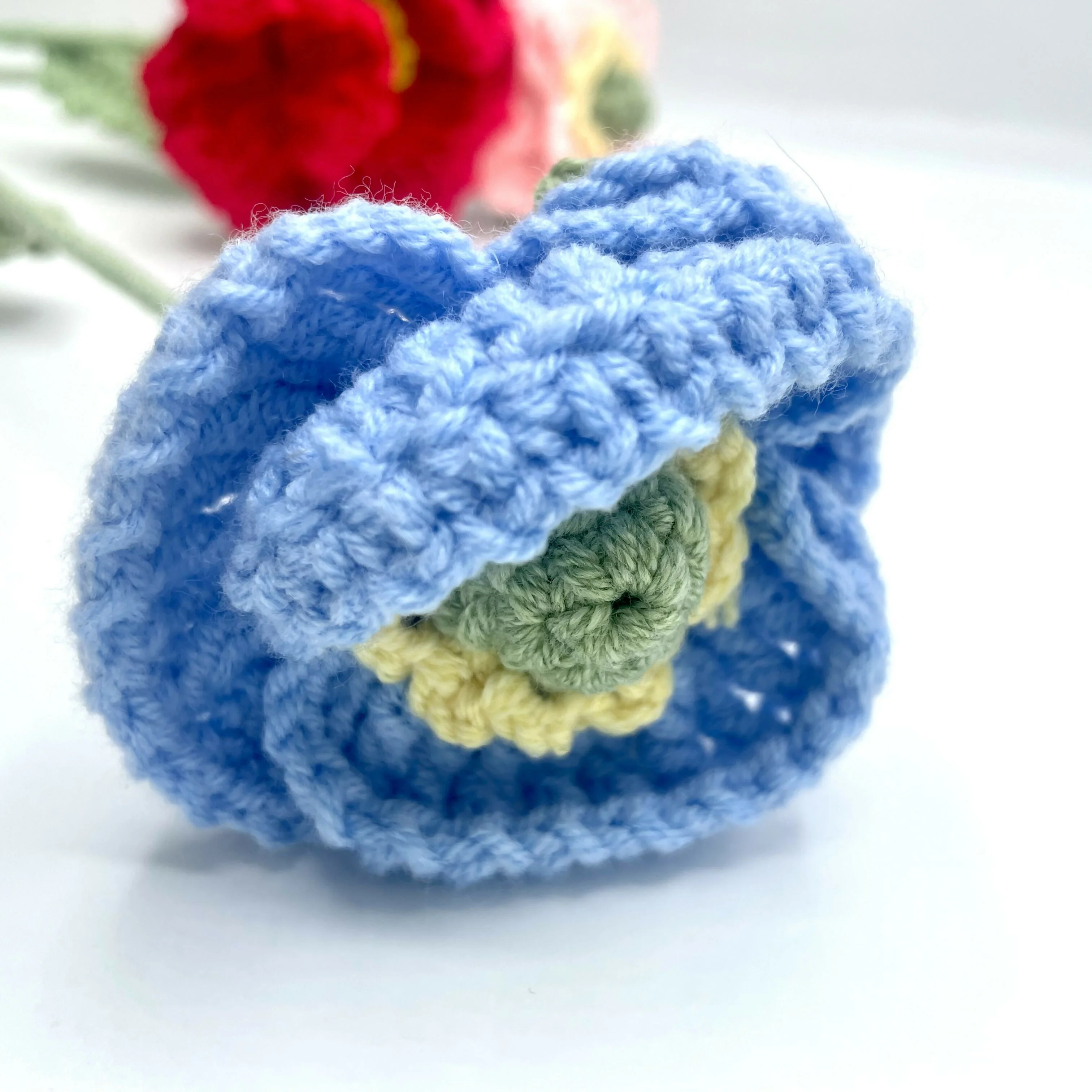 Handmade Crochet Poppy Bloom – Textured Petal Stem - Image 3