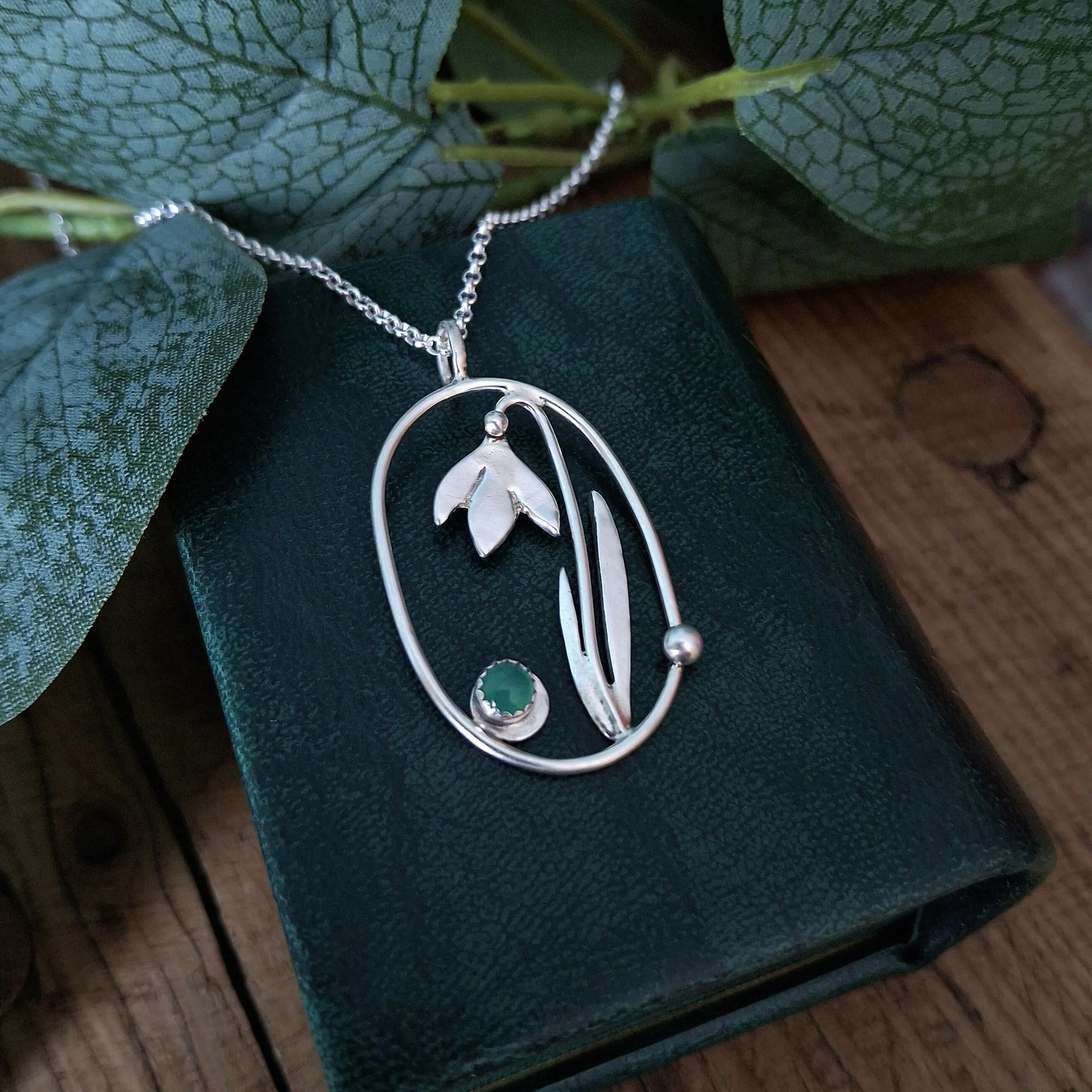 Handmade Large Silver Snowdrop Necklace With Green Onyx - Image 5