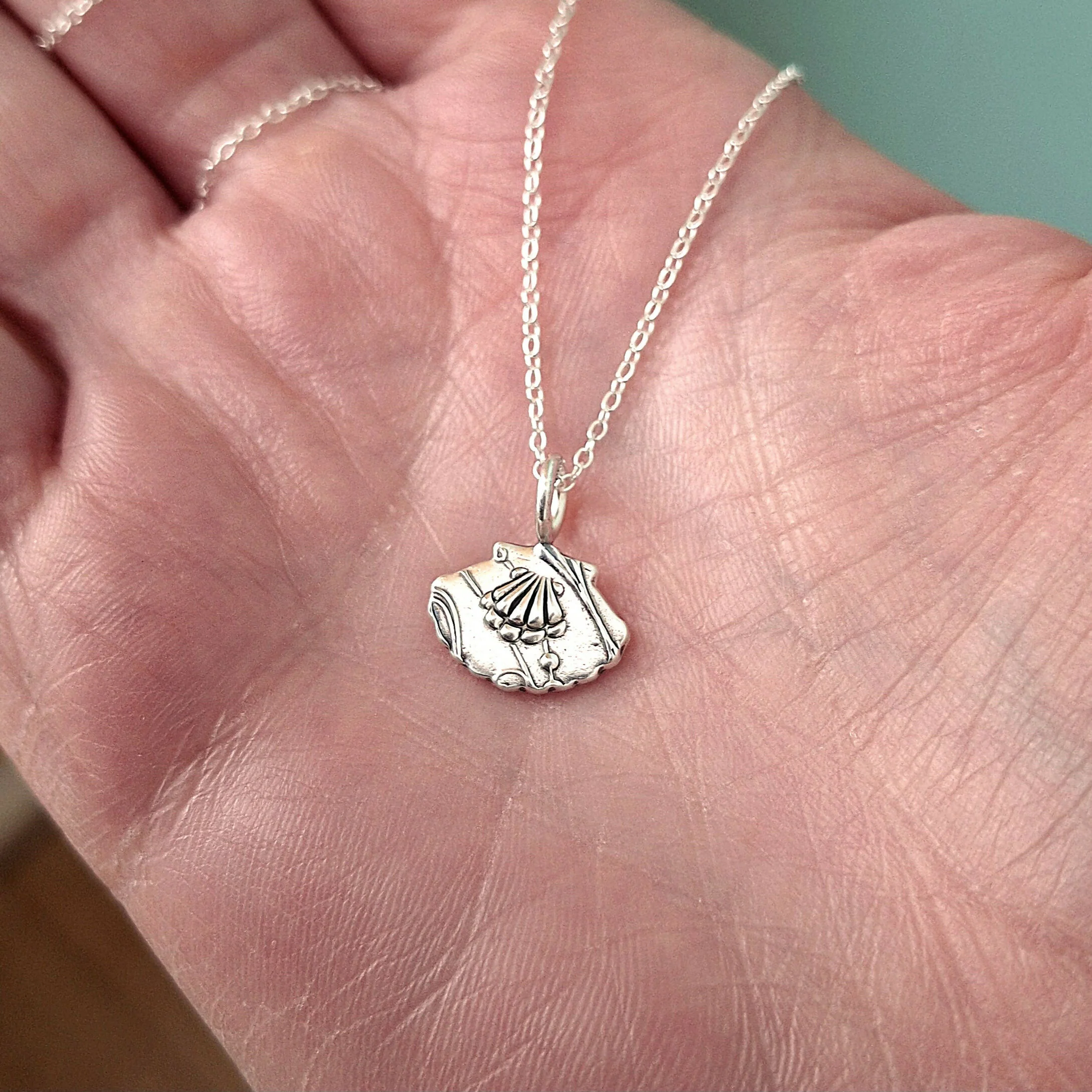 Handmade Silver Scallop Shell Charm Necklace - Image 4