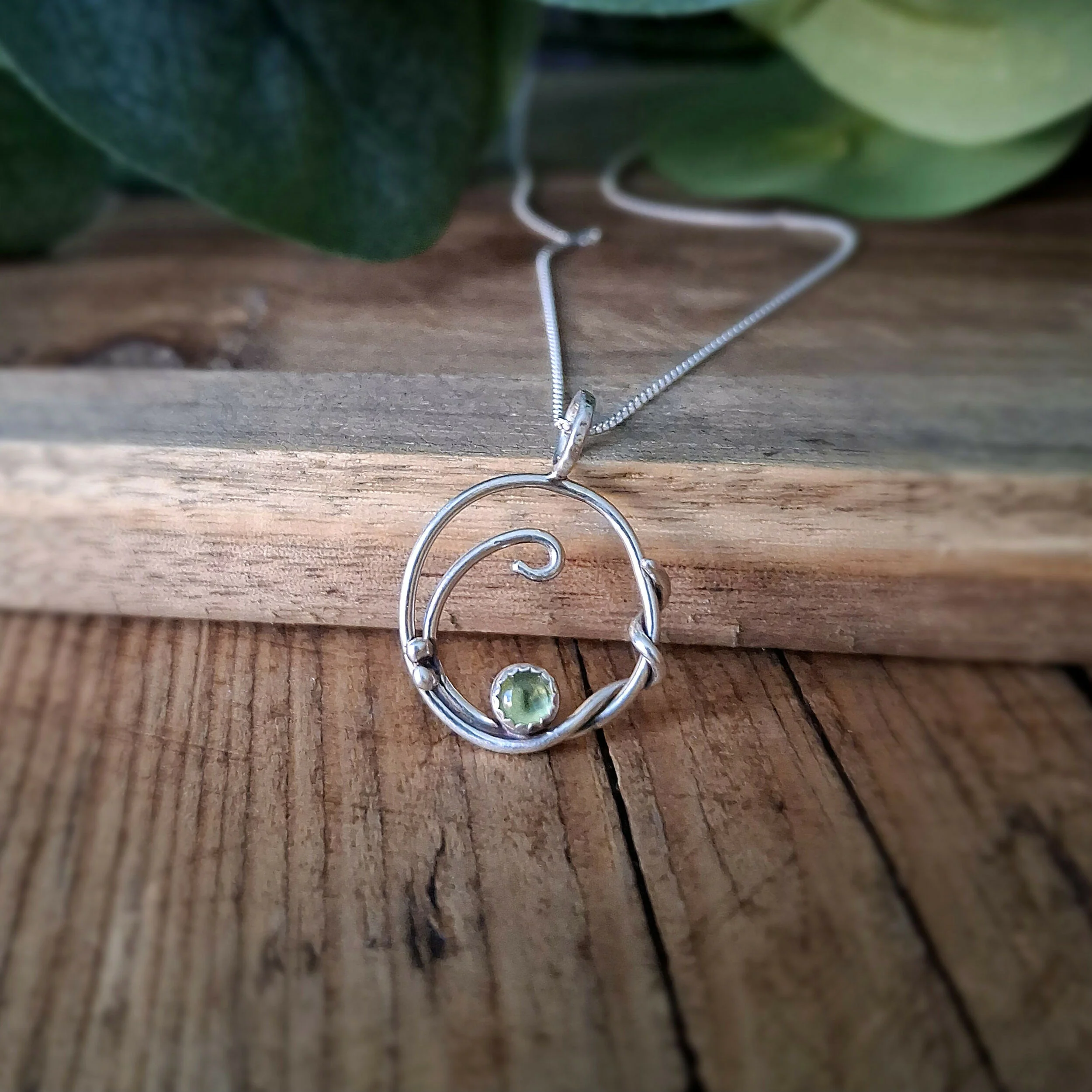 Handmade Silver Vine Necklace with Peridot - Image 2