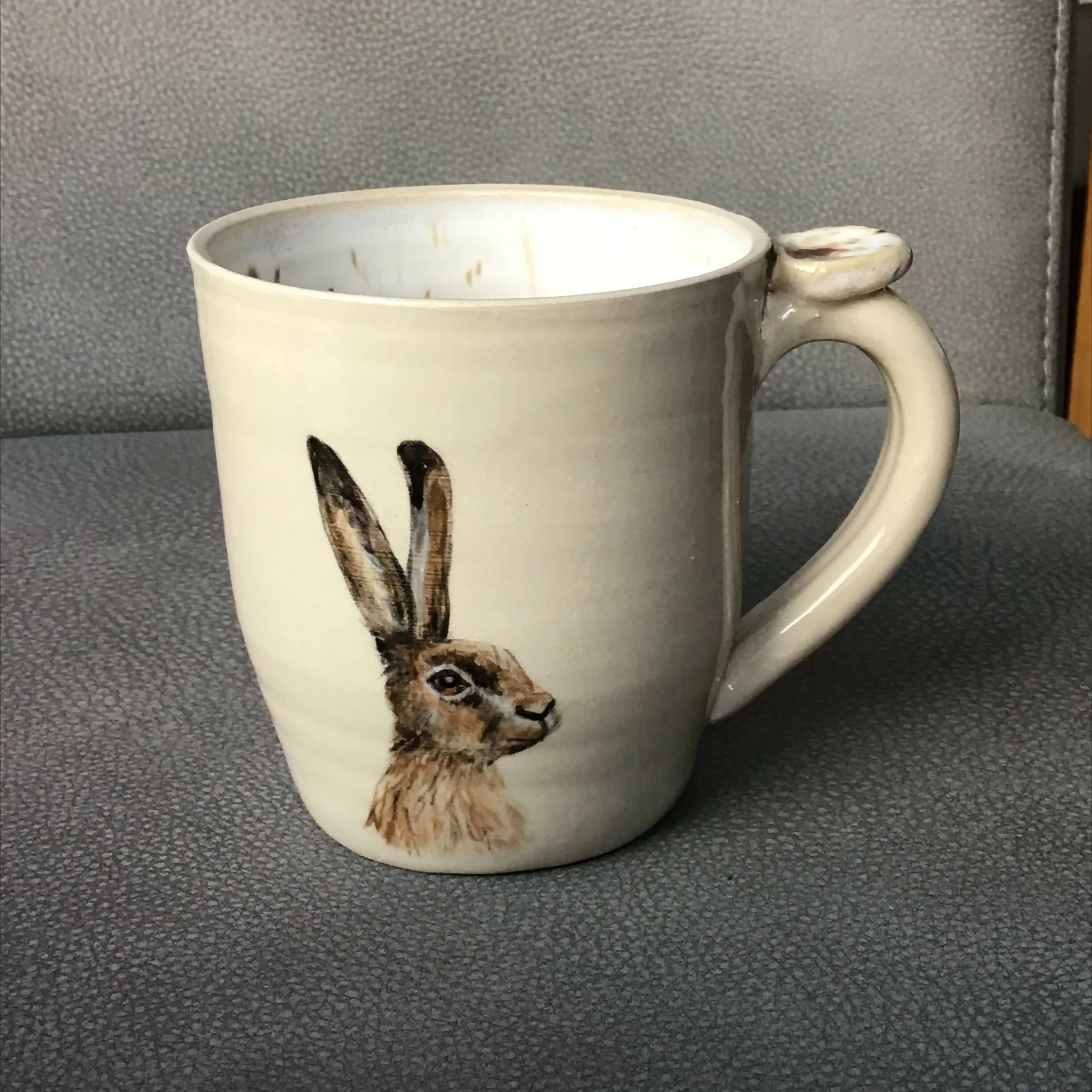 Handpainted Stoneware Animal Mug - Brown/Cream - Image 8