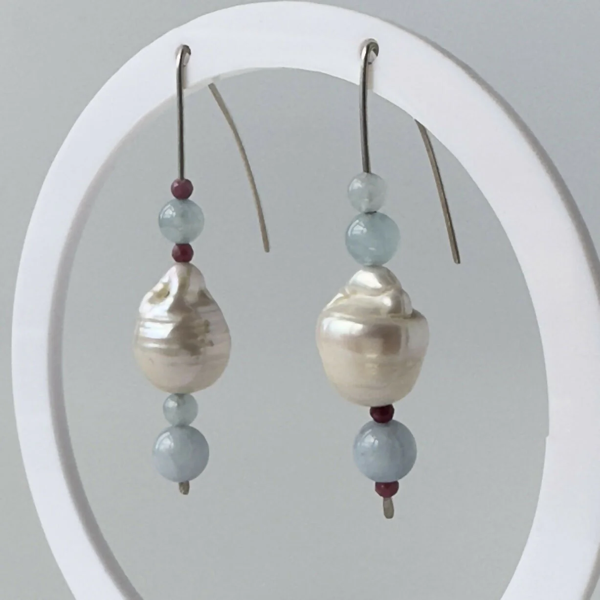HEALING CRYSTAL & STERLING SILVER EARRINGS WITH BAROQUE PEARLS TO HELP WITH COURAGE - Image 2