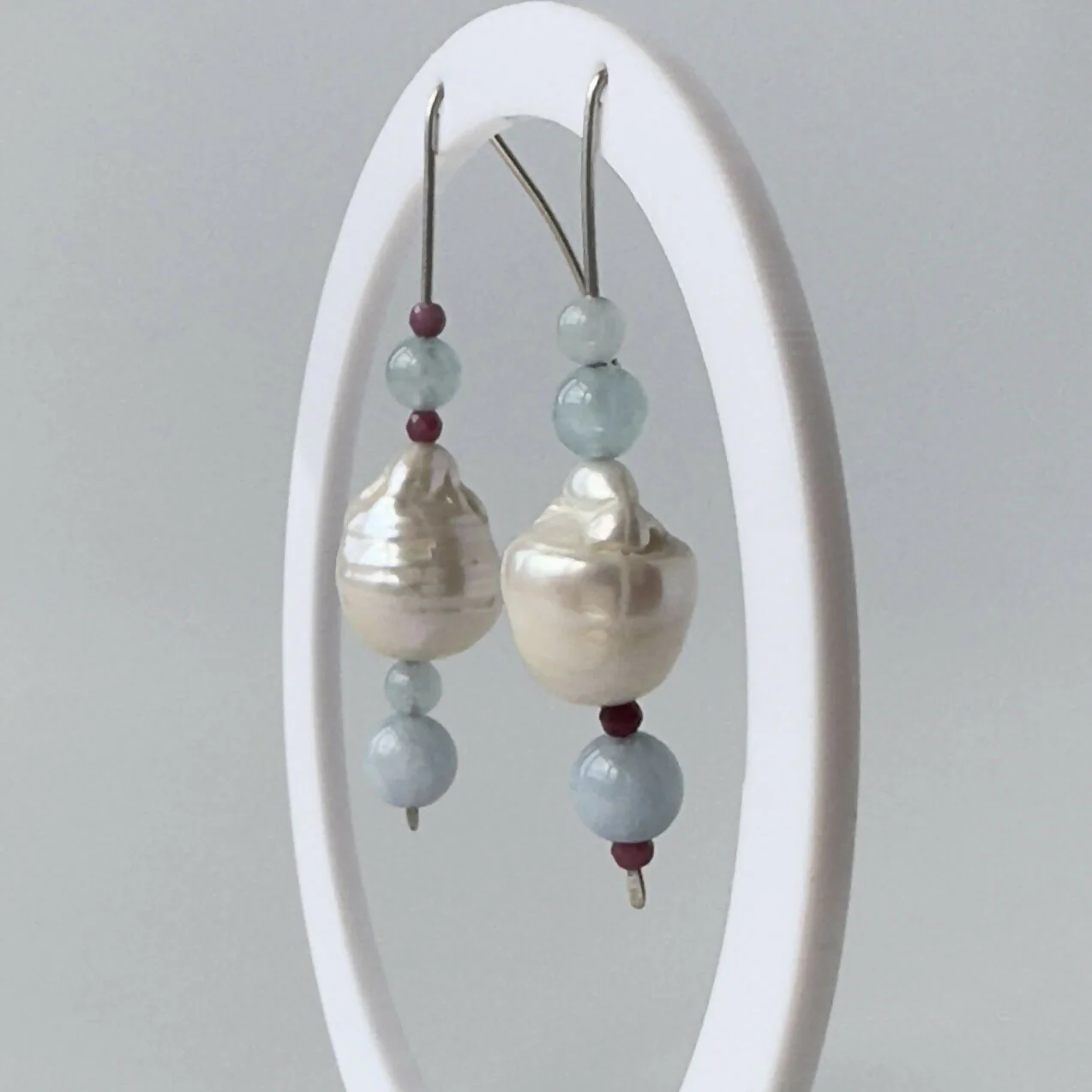 HEALING CRYSTAL & STERLING SILVER EARRINGS WITH BAROQUE PEARLS TO HELP WITH COURAGE - Image 3