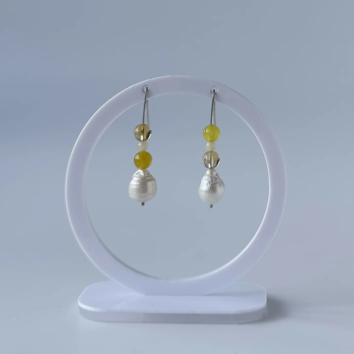 HEALING CRYSTAL & STERLING SILVER EARRINGS WITH BAROQUE PEARLS TO HELP WITH WILLPOWER & DETERMINATION - Image 2