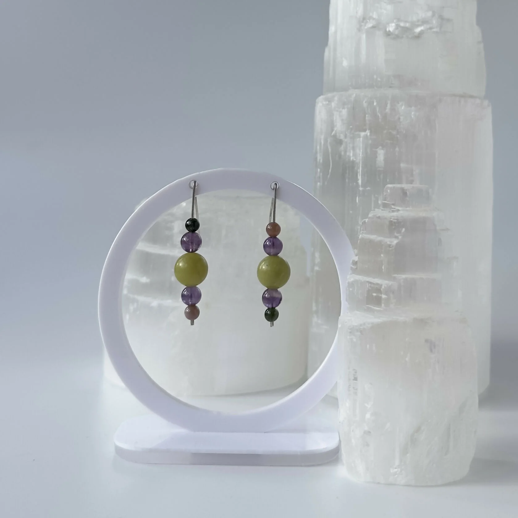 HEALING CRYSTAL & STERLING SILVER EARRINGS WITH SLIDING BEADS TO HELPP WITH WILLPOWER & DETERMINATION - Image 3