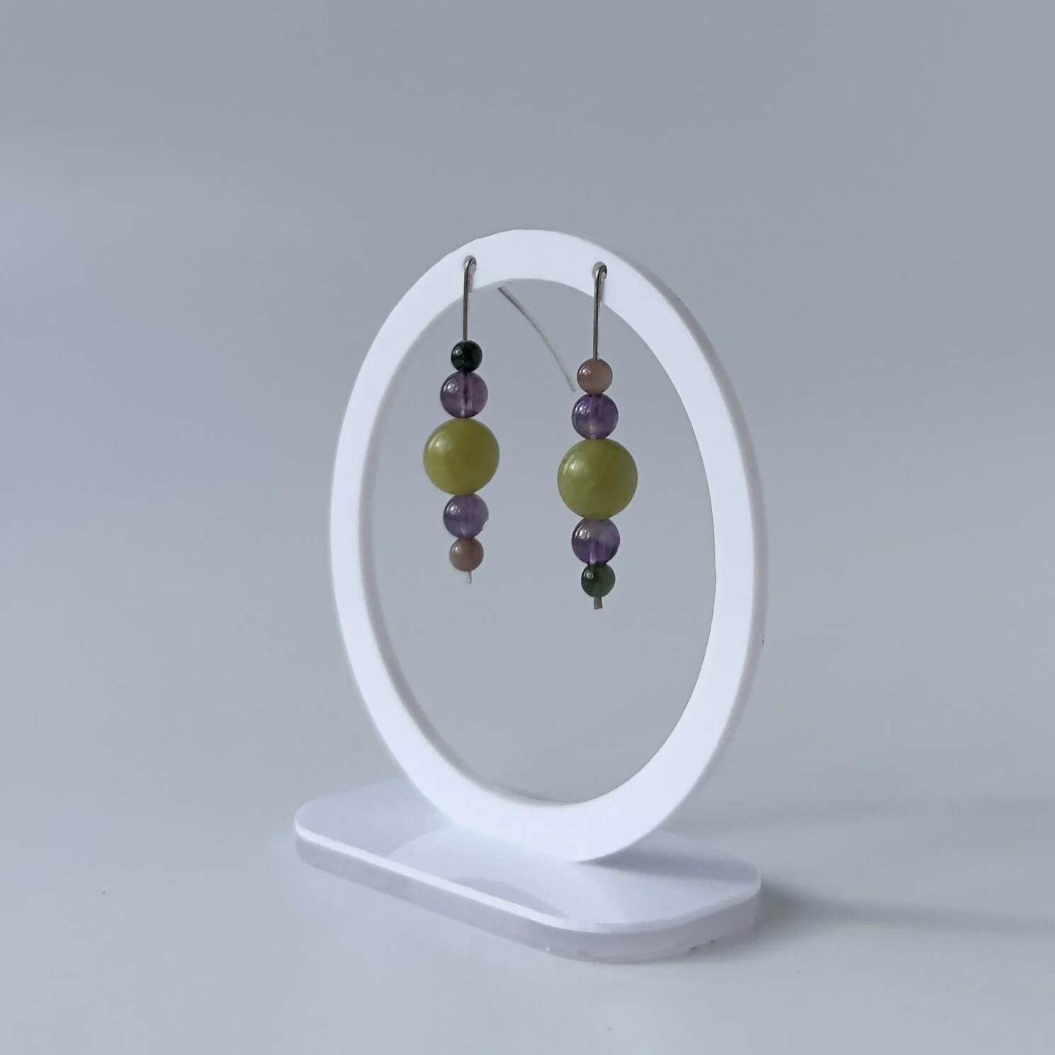 HEALING CRYSTAL & STERLING SILVER EARRINGS WITH SLIDING BEADS TO HELPP WITH WILLPOWER & DETERMINATION - Image 4