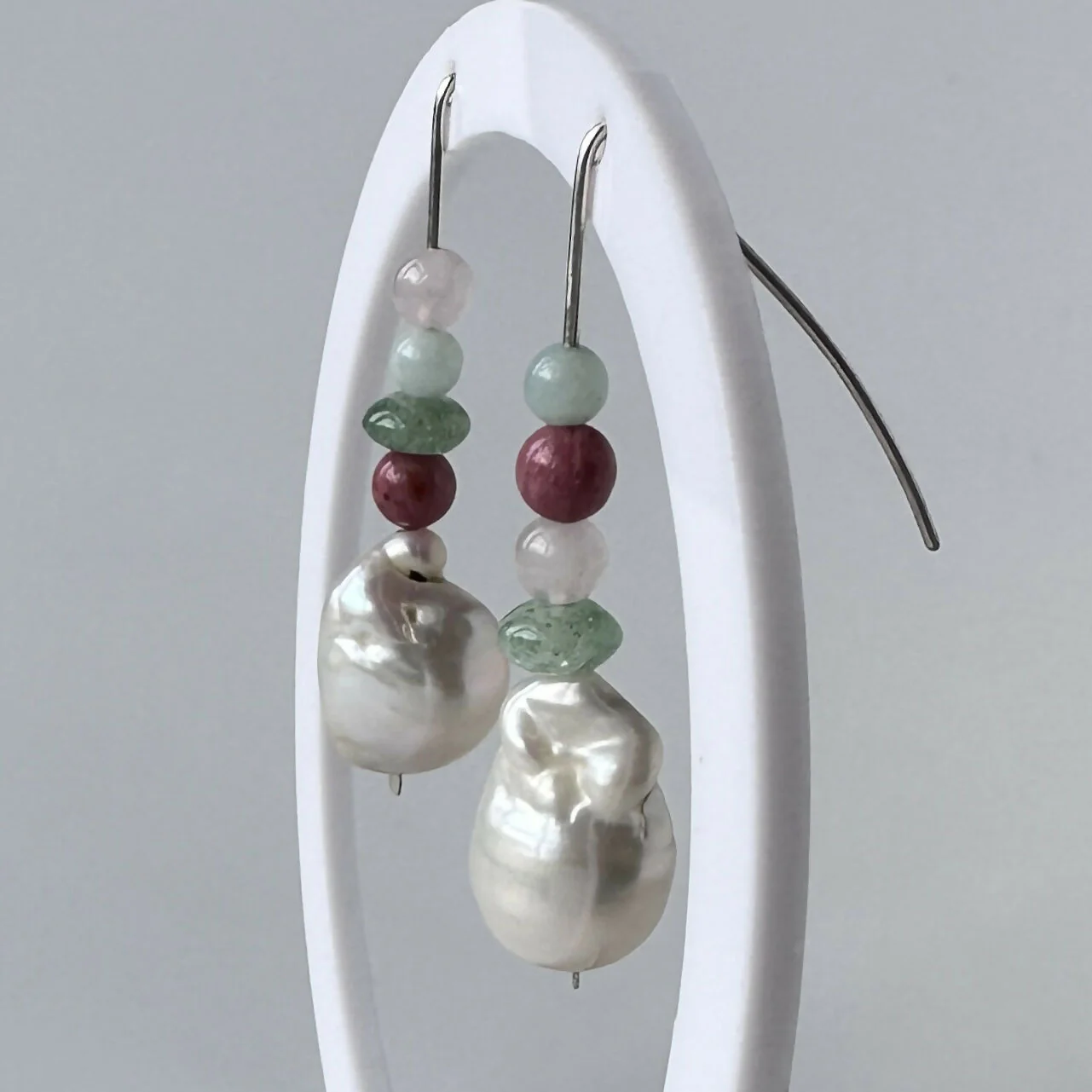 HEALING CRYSTAL & STERLING SILVER HEART CHAKRA EARRINGS WITH BAROQUE PEARLS - Image 3
