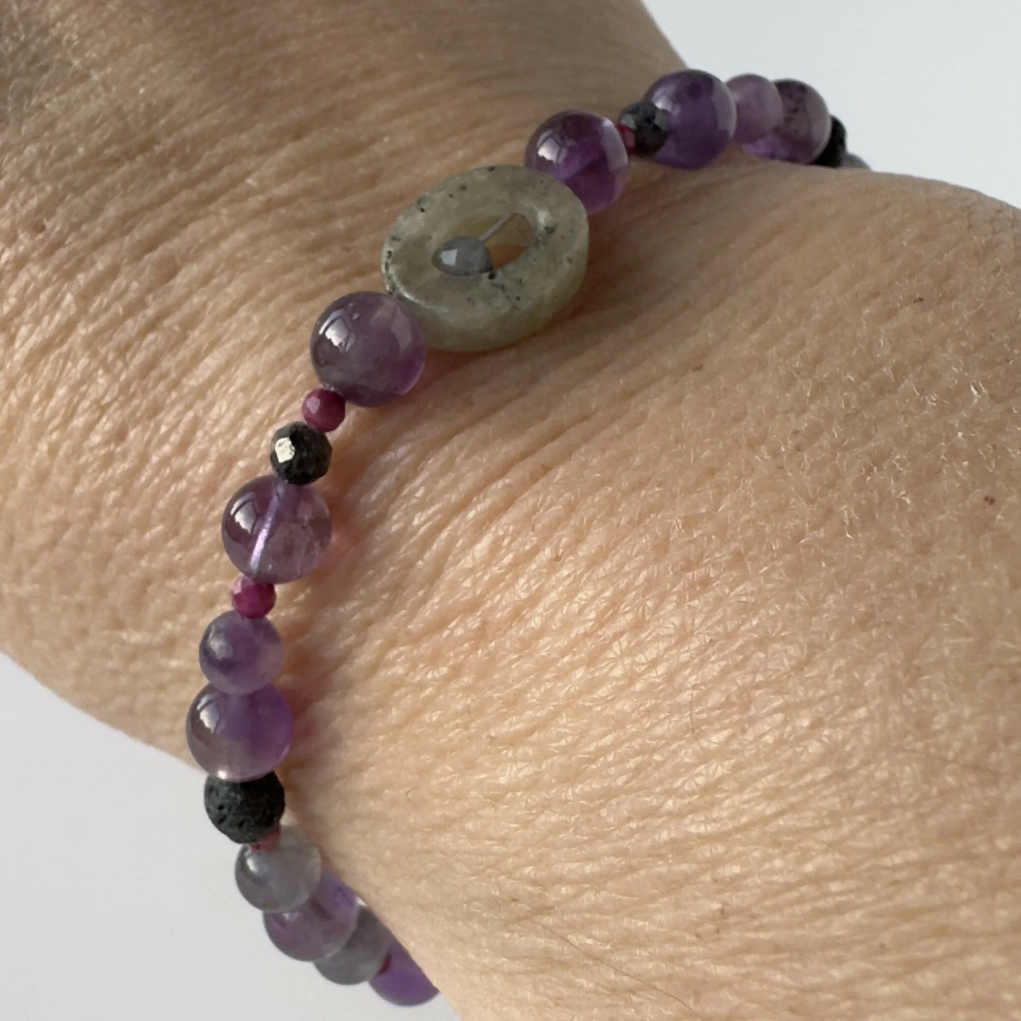 HEALING CRYSTAL & STERLING SILVER THIRD EYE CHAKRA BRACELET WITH AROMATHERAPY BEADS - Image 6