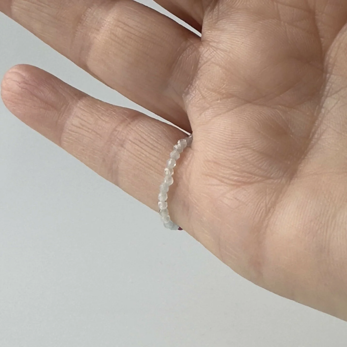 HEALING CRYSTAL STRETCH RING TO HELP WITH COURAGE - Image 3