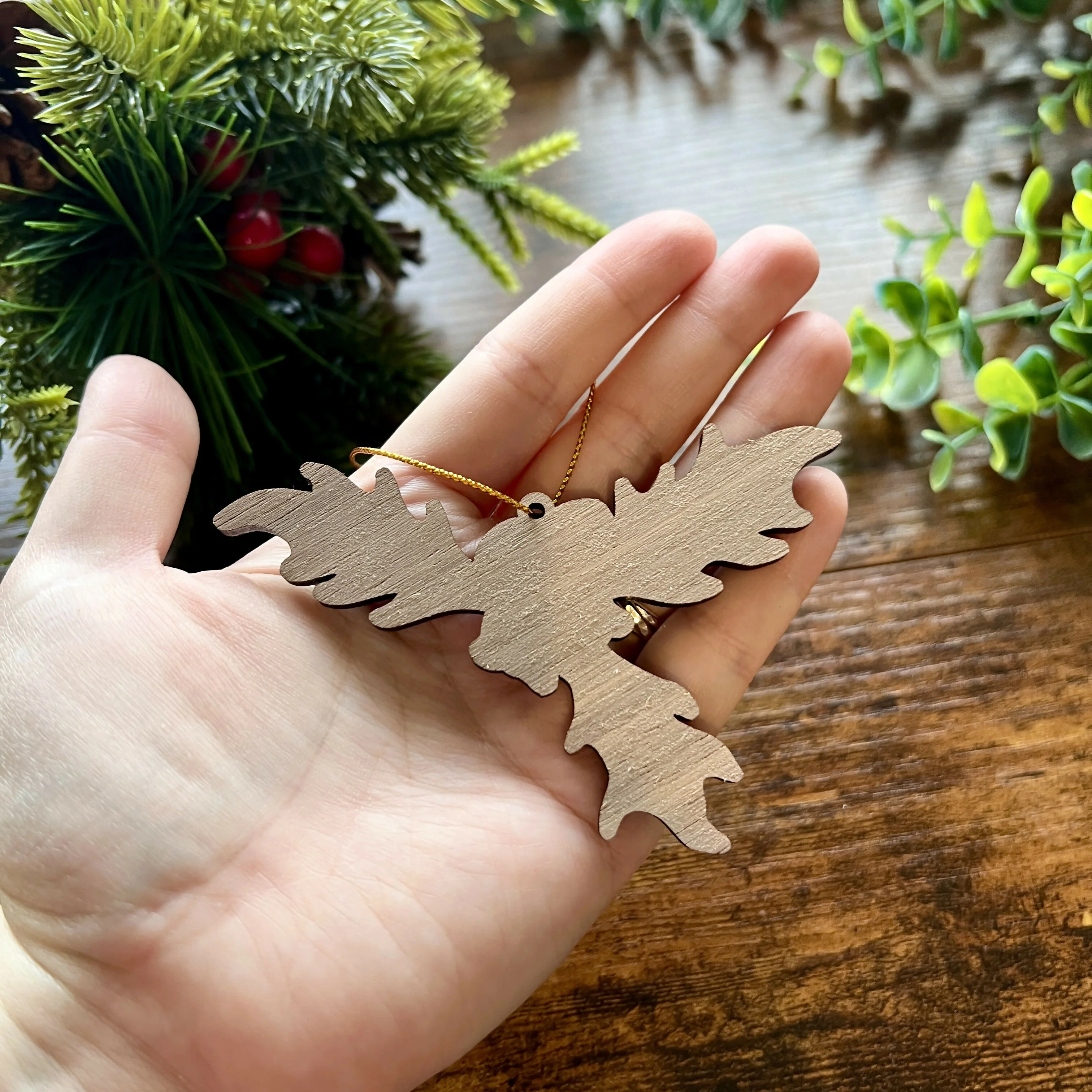 Holly Berries Wooden Decoration - Image 5