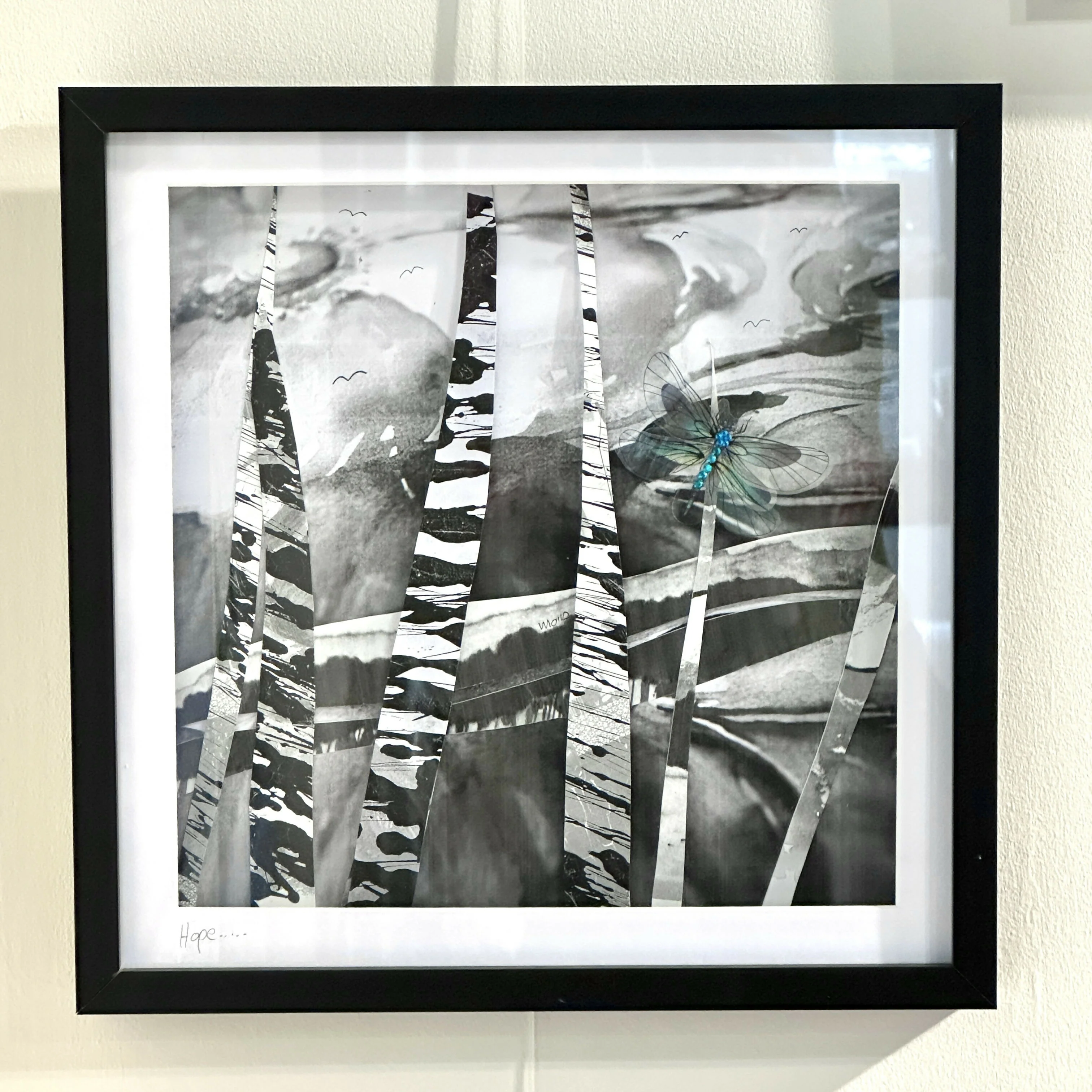 Hope 32cm x 32cm Framed (Black)
