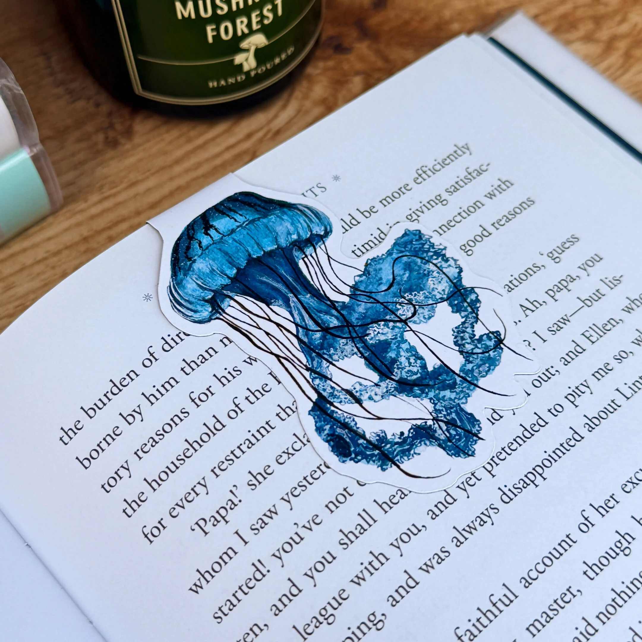 Jellyfish - Matt Magnetic Bookmark - Image 3