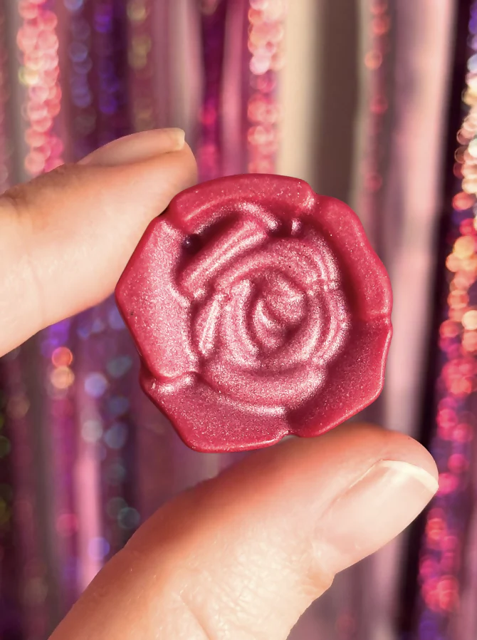 Kiss from a Rose - Damson Plum, Rose & Patchouli Fragranced Wax Melts - Image 3