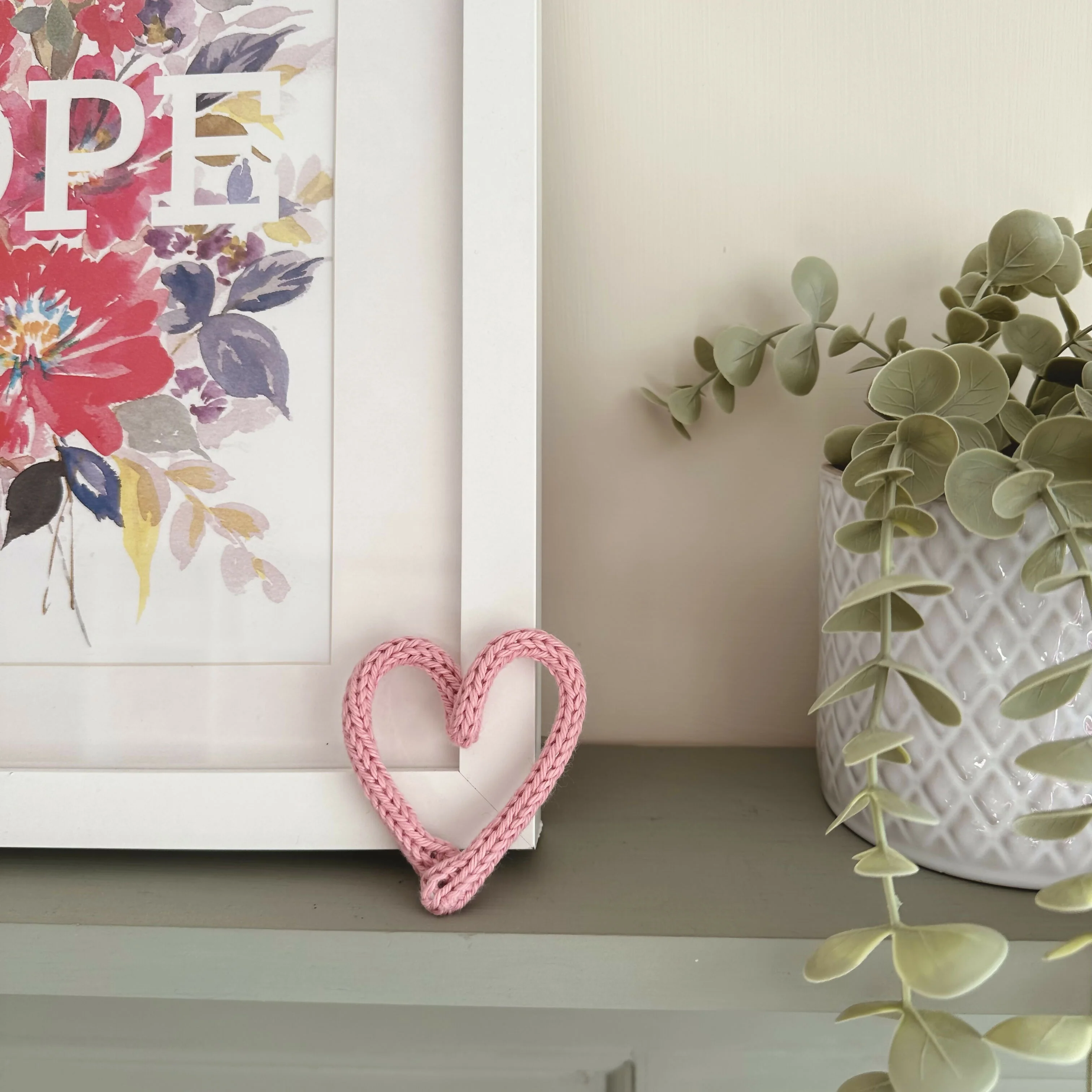 Knitted Wire Heart Decoration - Mini - Image 5