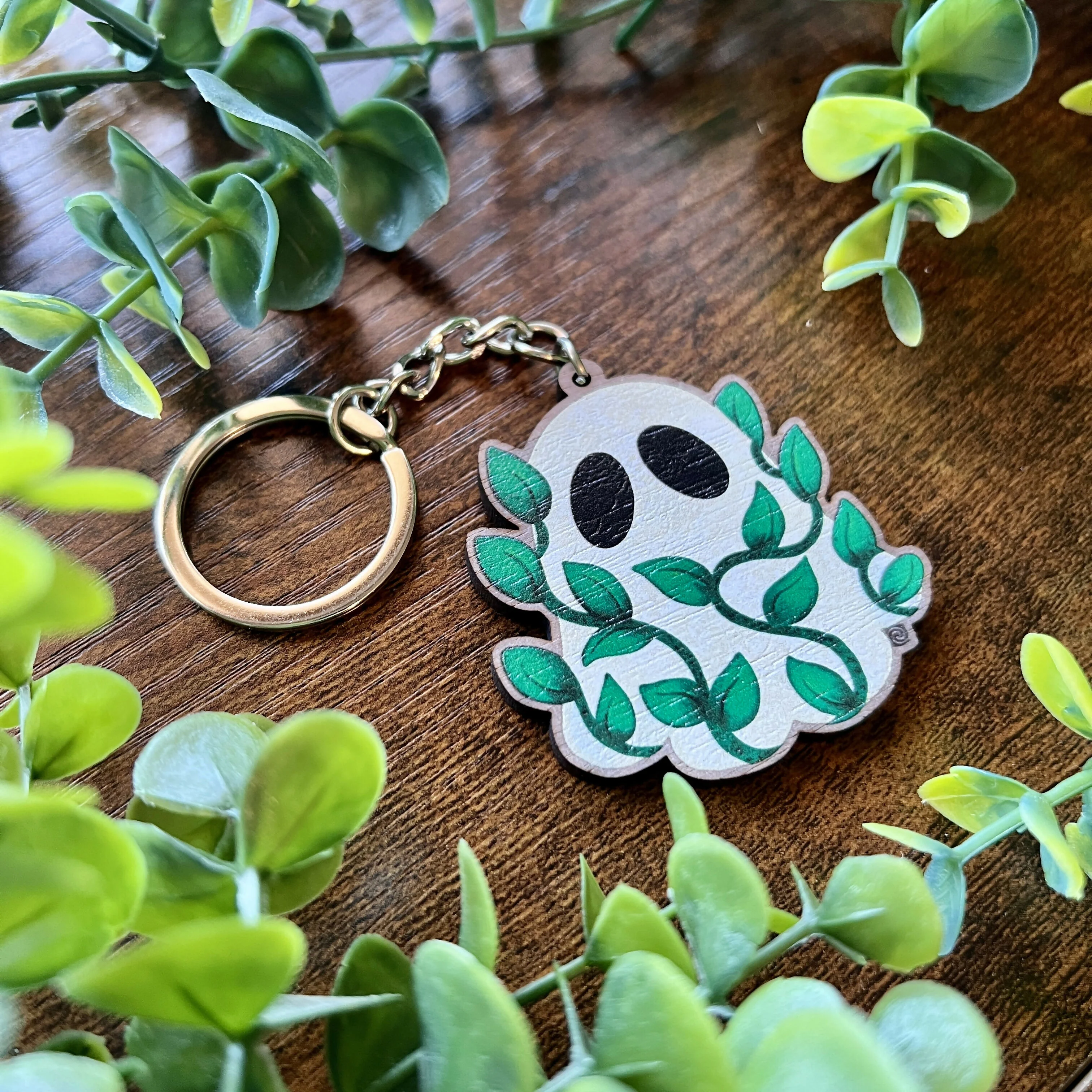 Leafy Ghost Wooden Keyring - Image 5