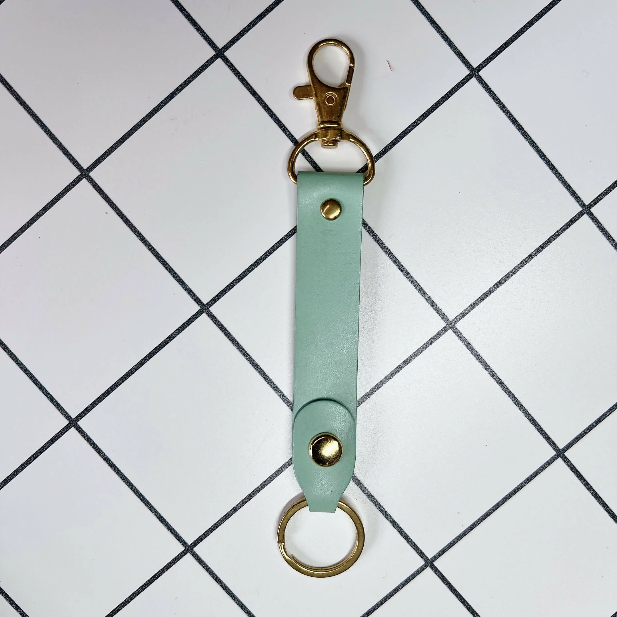 LoopLock Leather Keychain (Gold-tone Hardware) - Image 4