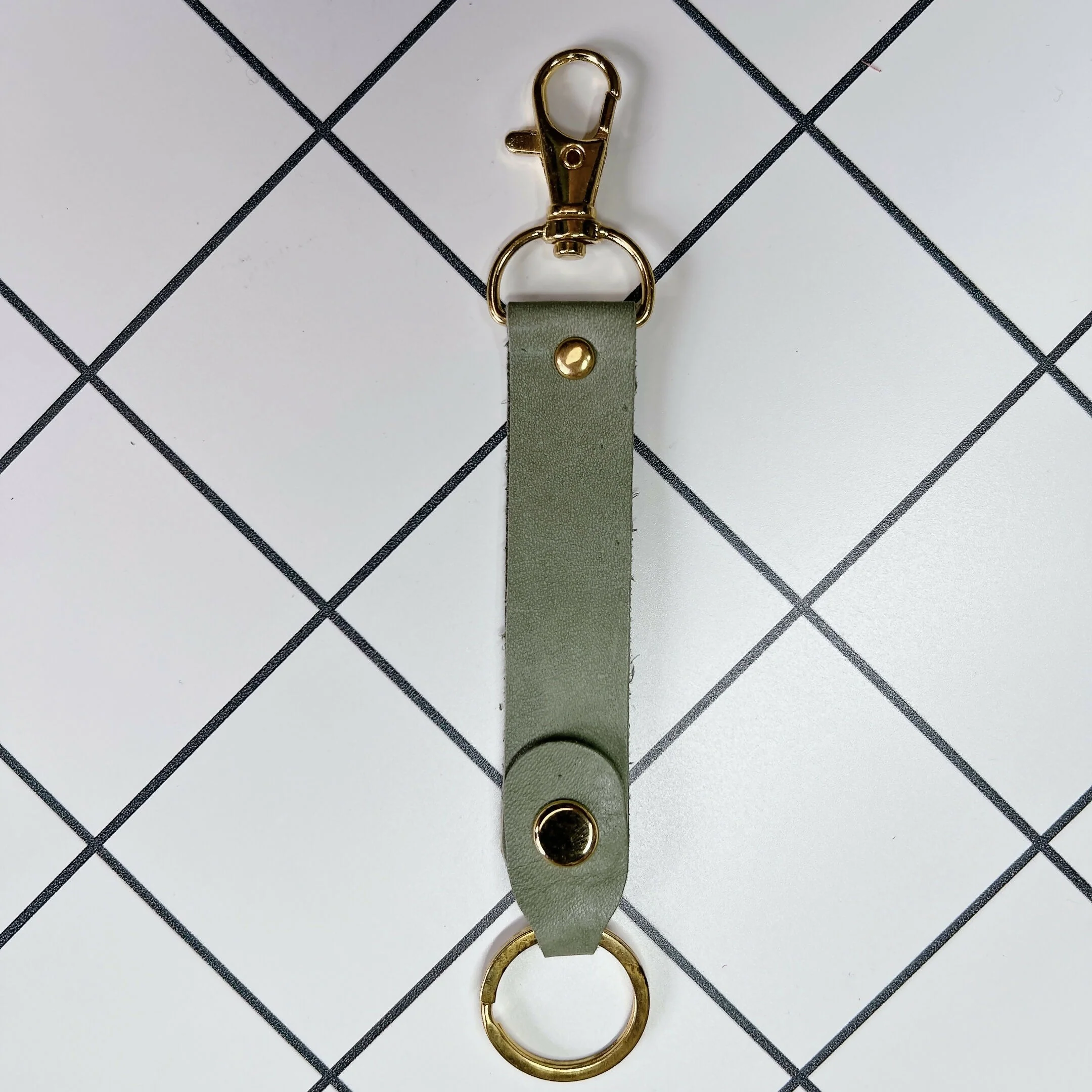 LoopLock Leather Keychain (Gold-tone Hardware) - Image 6