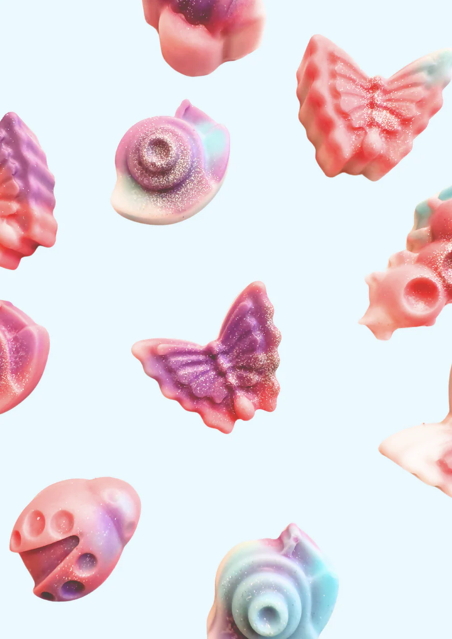 Love Bug - Strawberry & Rhubarb fragranced Wax Melts