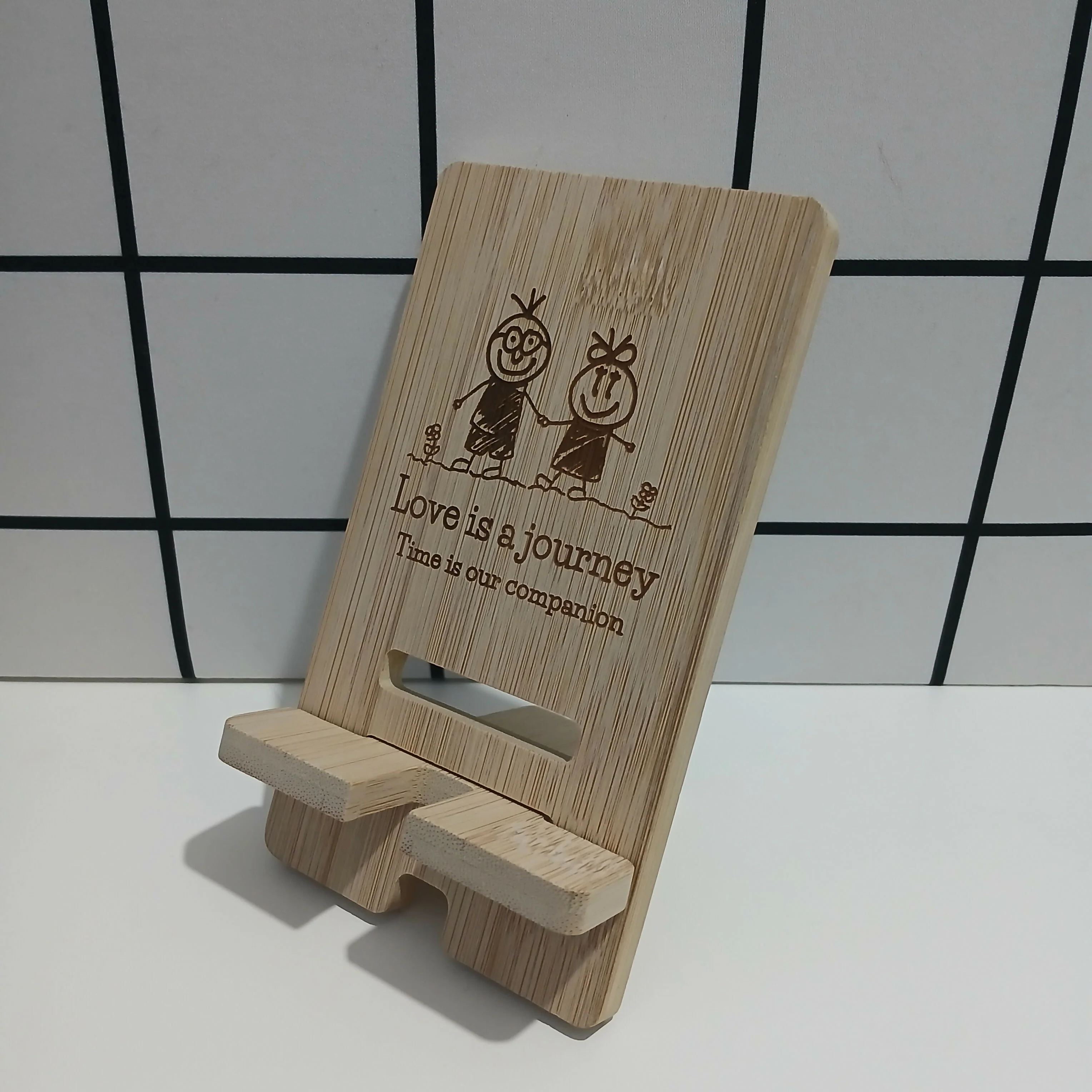 Love is a Journey Bamboo Mobile Phone Stand Holder - Image 2