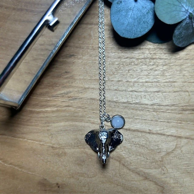 Lovely Elephant & White Quartz Pendant Necklace