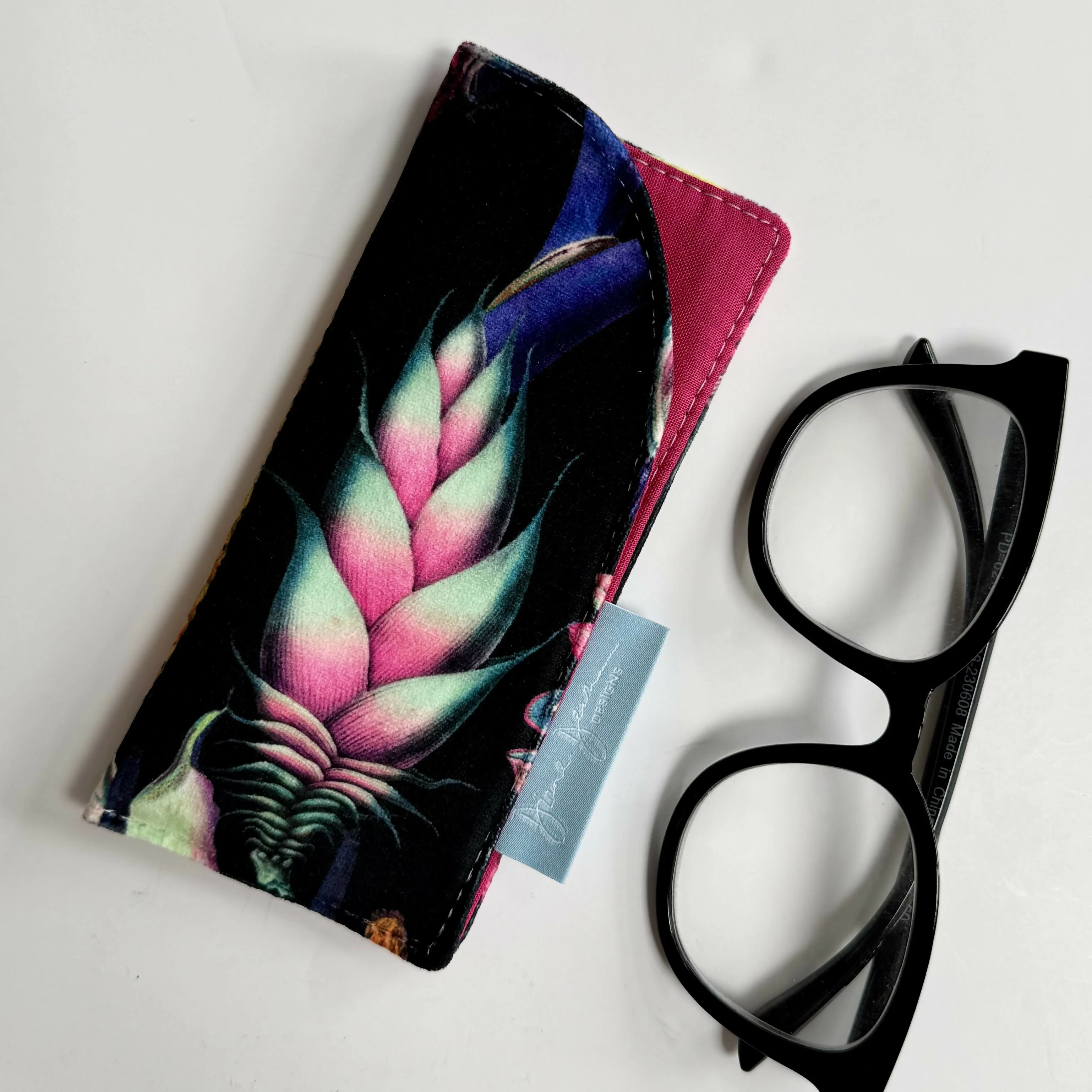 Luxury Velvet Slip Glasses Case - Image 2