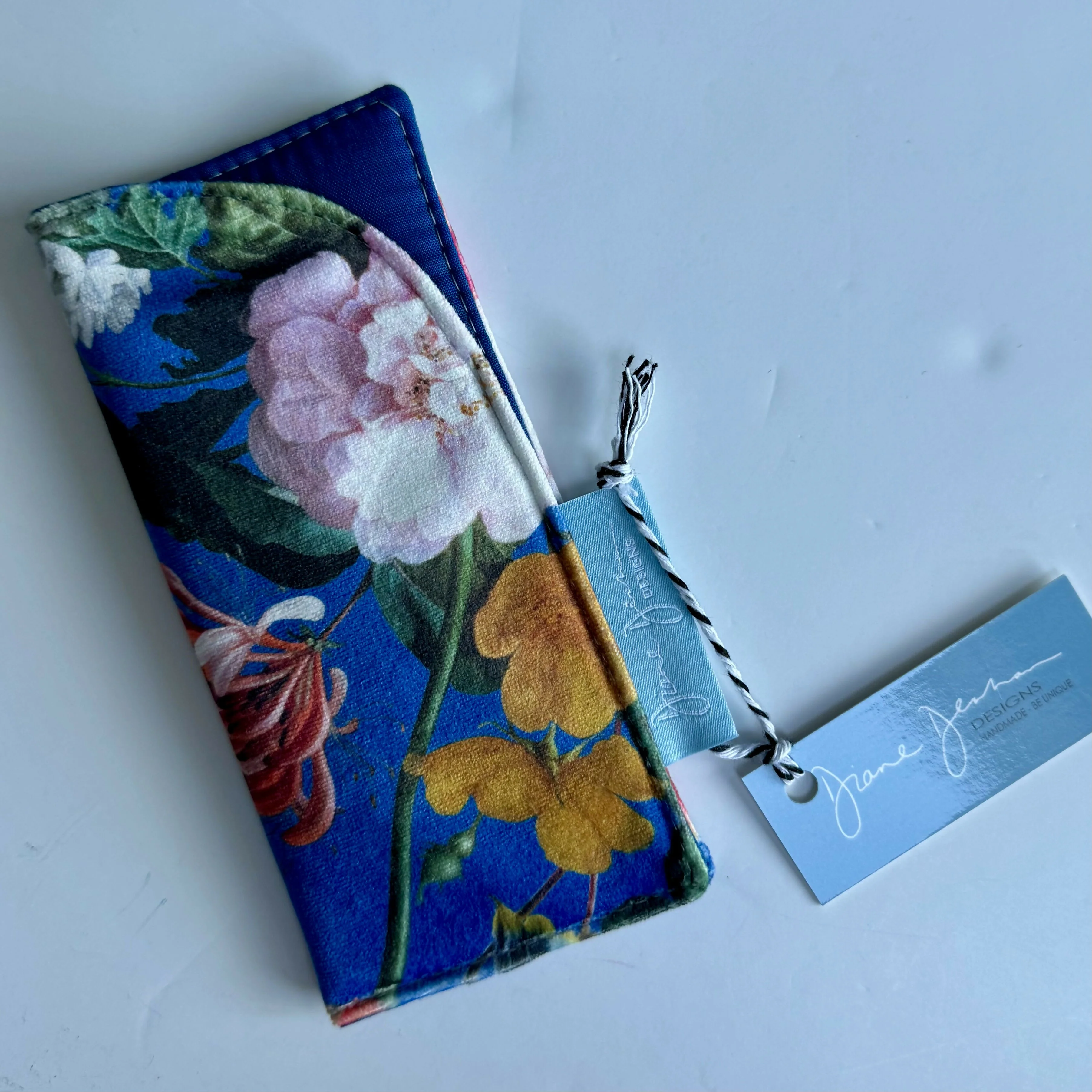 Luxury Velvet Slip Glasses Cases - Image 4