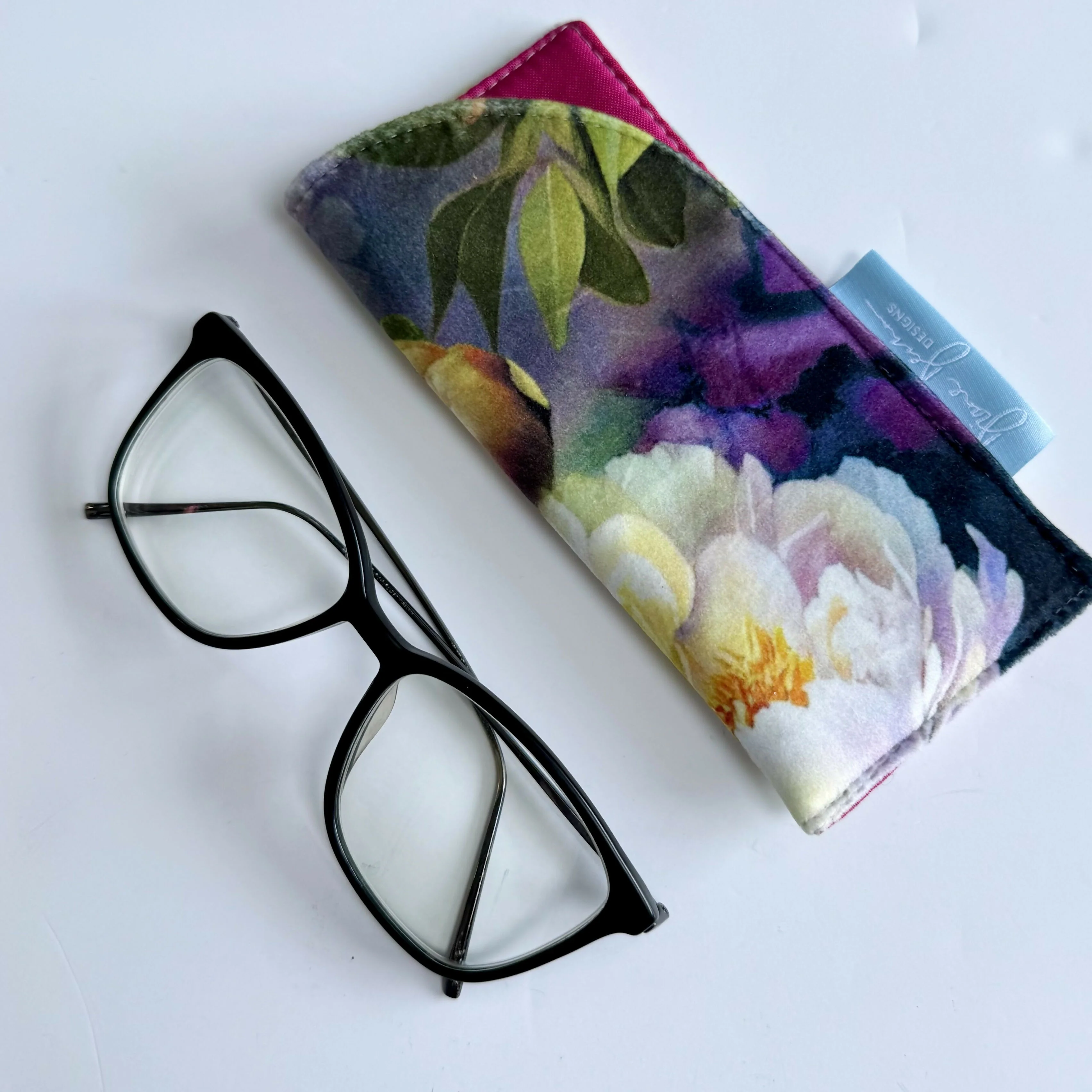 Luxury Velvet Slip Glasses Cases - Image 7