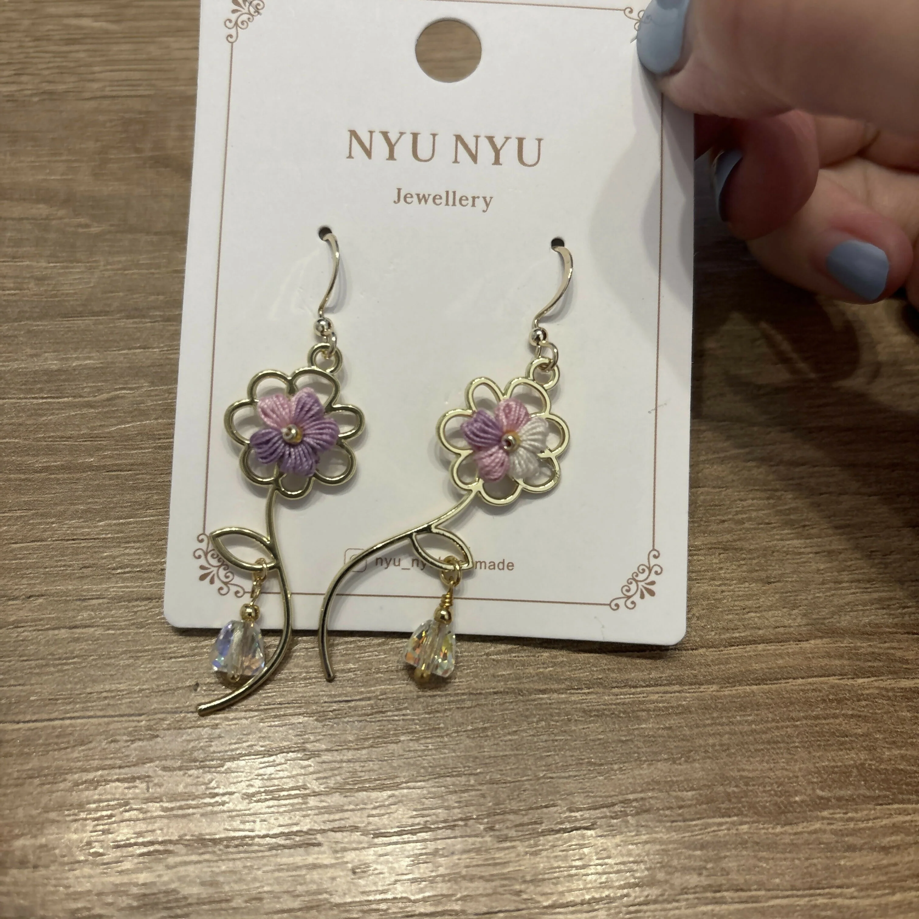 Micro Crochet Flower Dangle Earrings - Image 3