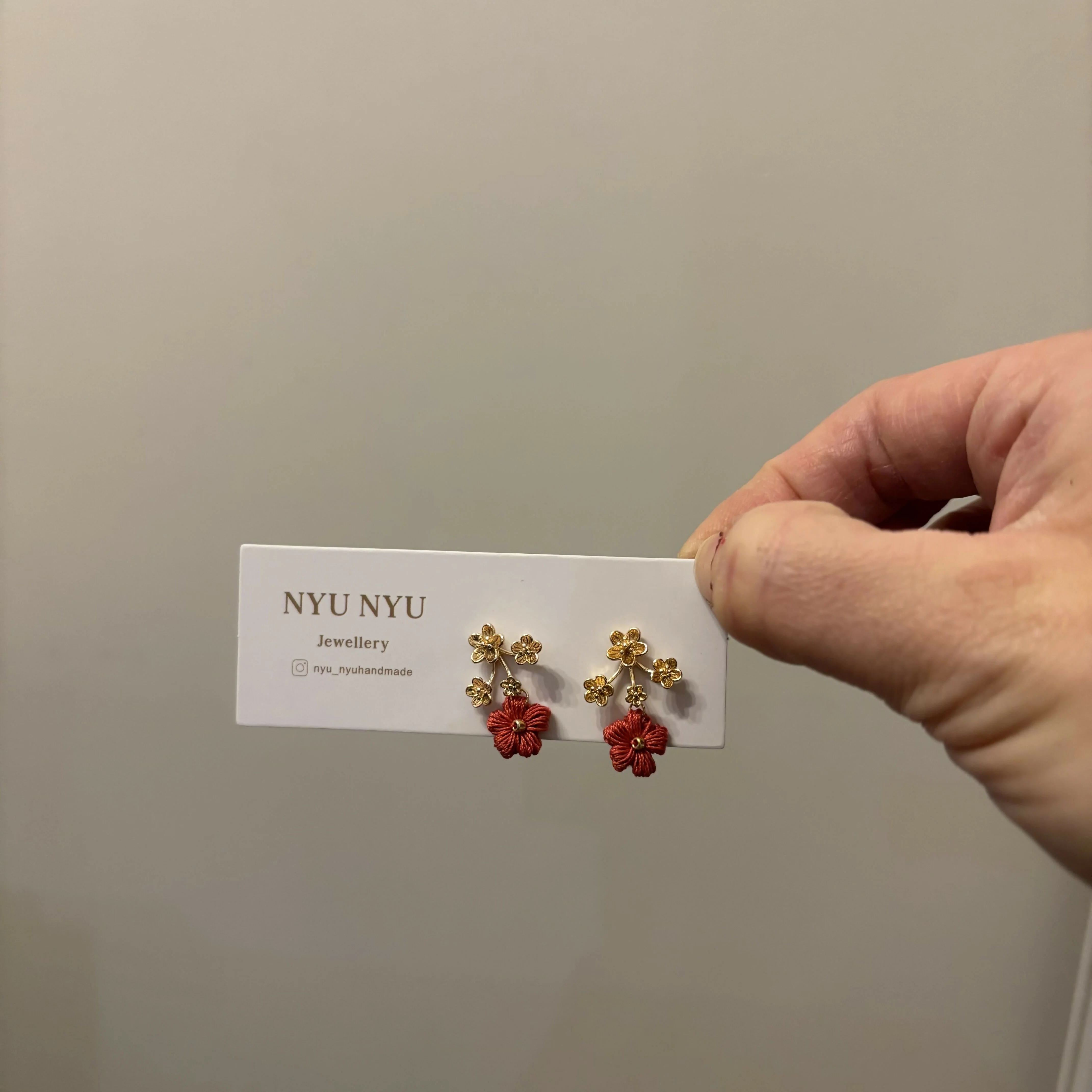 Micro Crochet Flower earrings - Image 2