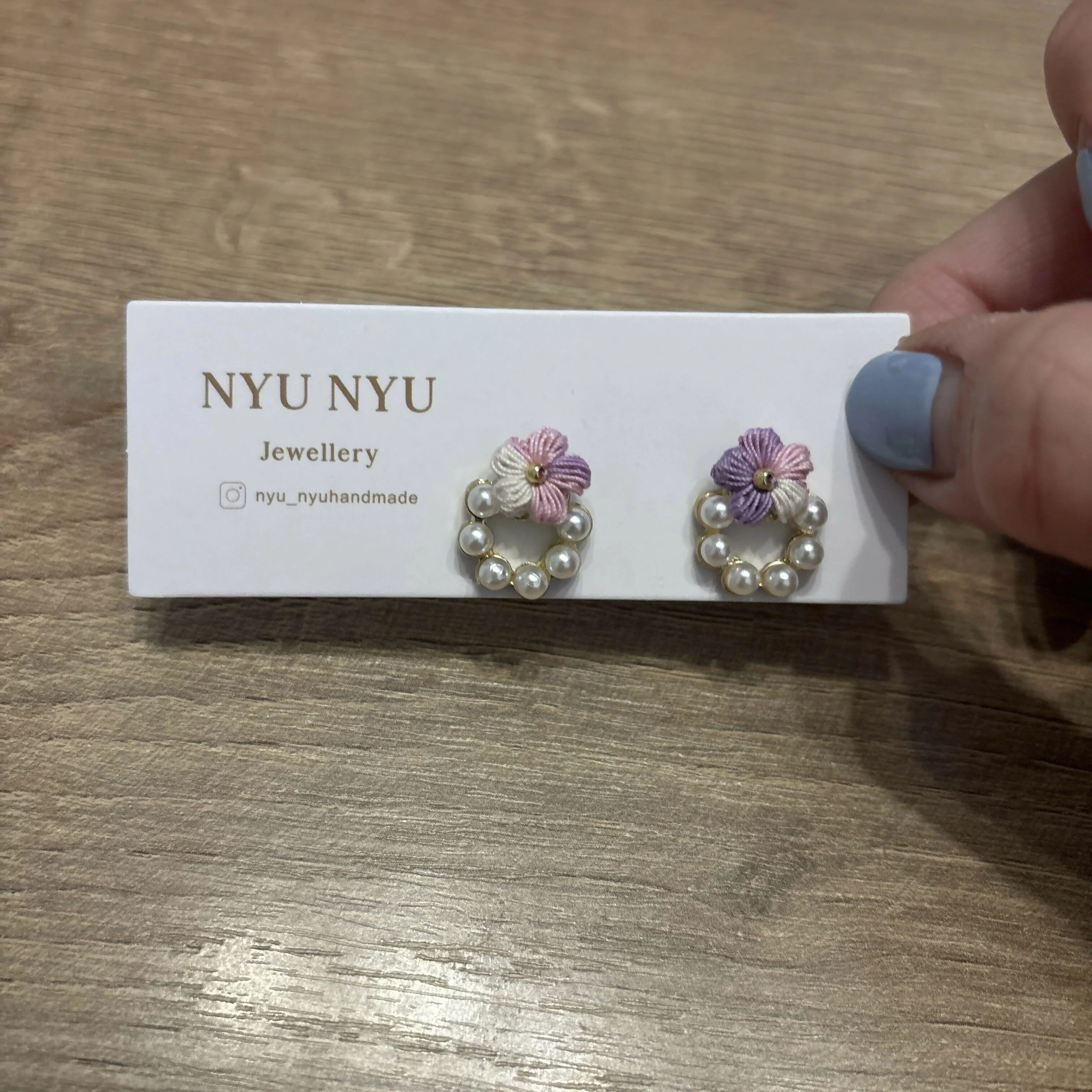 Micro Crochet Flower Earrings - Image 5