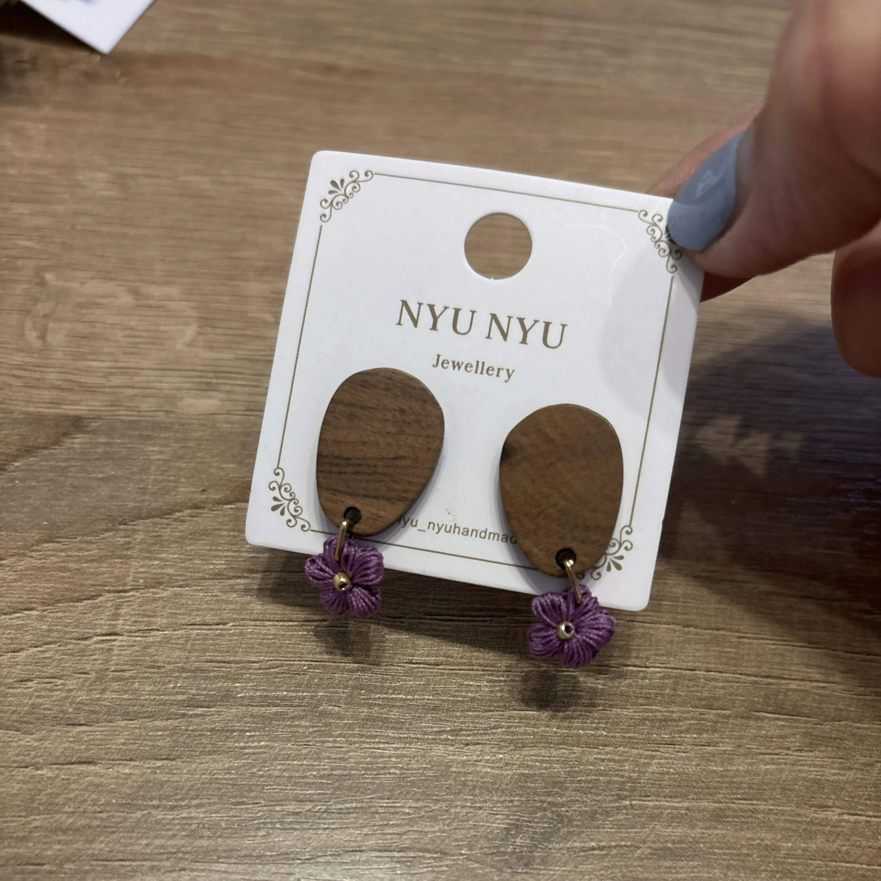 Micro Crochet Flower Earrings - Image 7