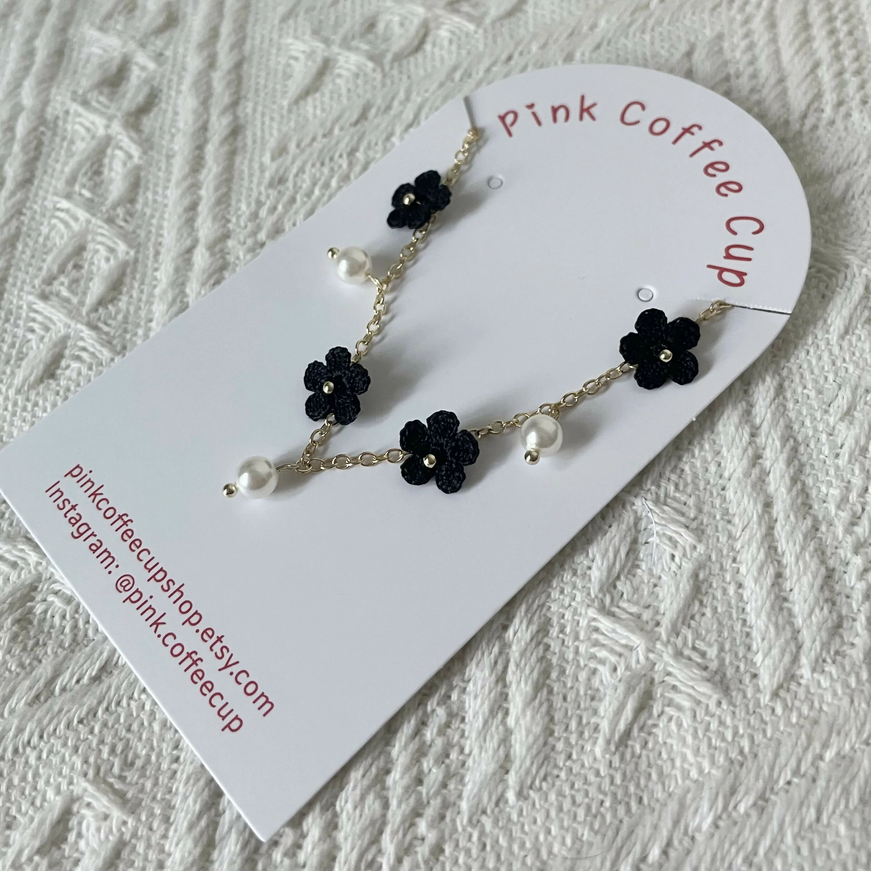 Micro Crochet Flowers Bracelet - Image 4