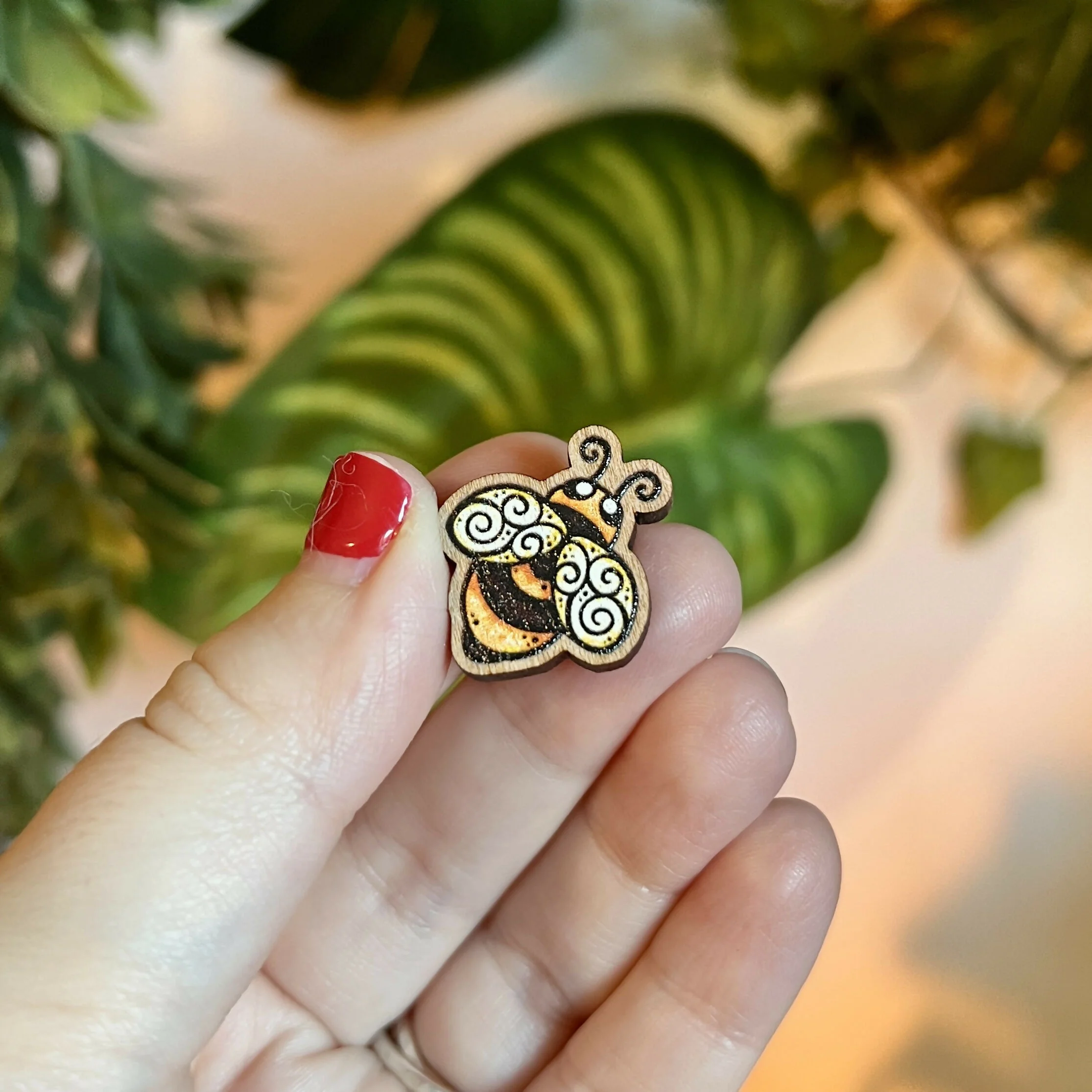 Mini Bumblebee Wooden Pin - Image 4