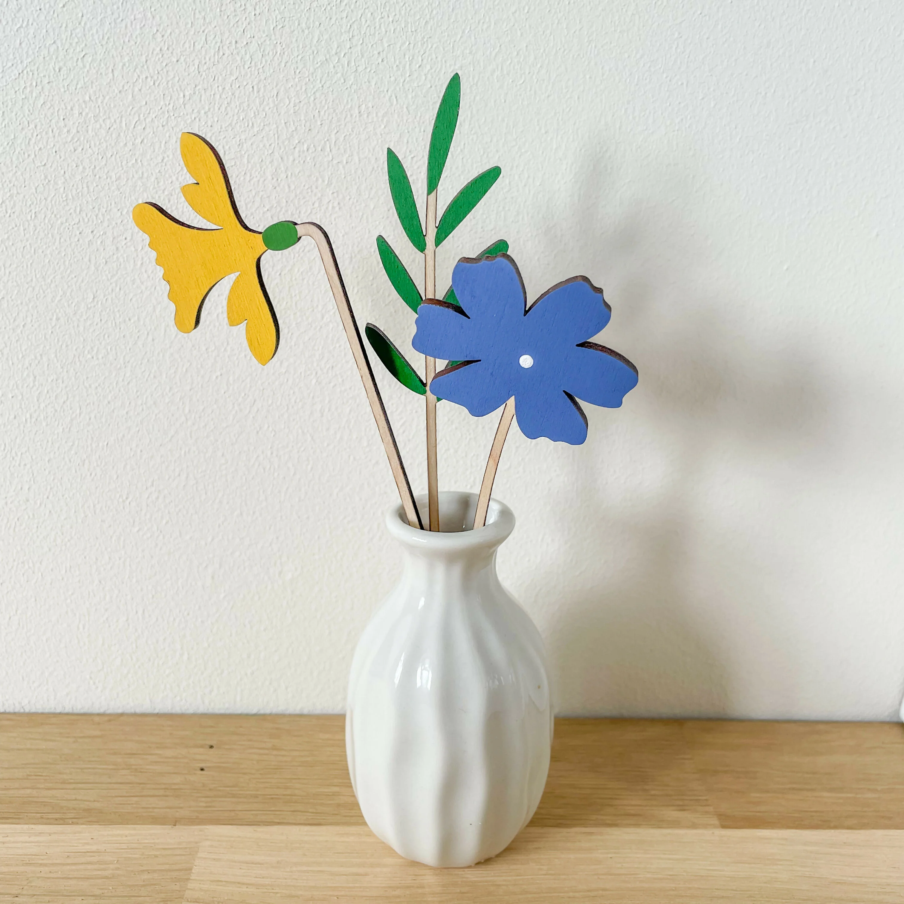 Mini Wooden Daffodil Flower - Image 3
