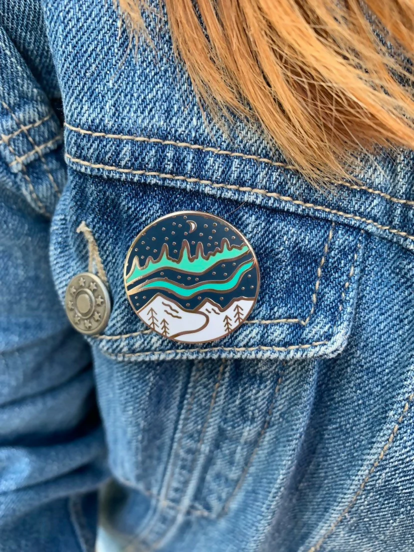 Northern Lights Enamel Pin - Image 3
