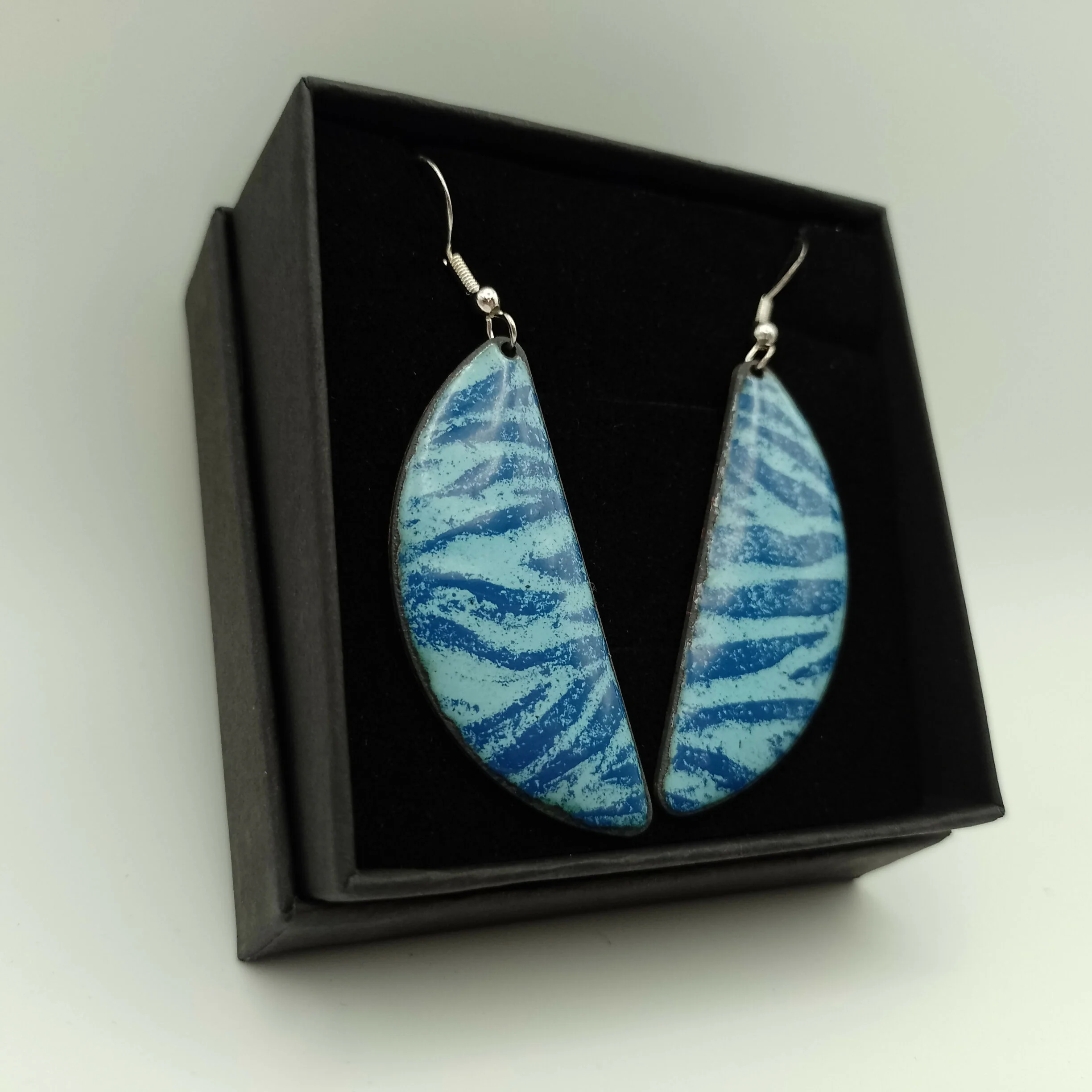 Pale and Dark Blue Striped Enamel Semi Circle Earrings - Image 3