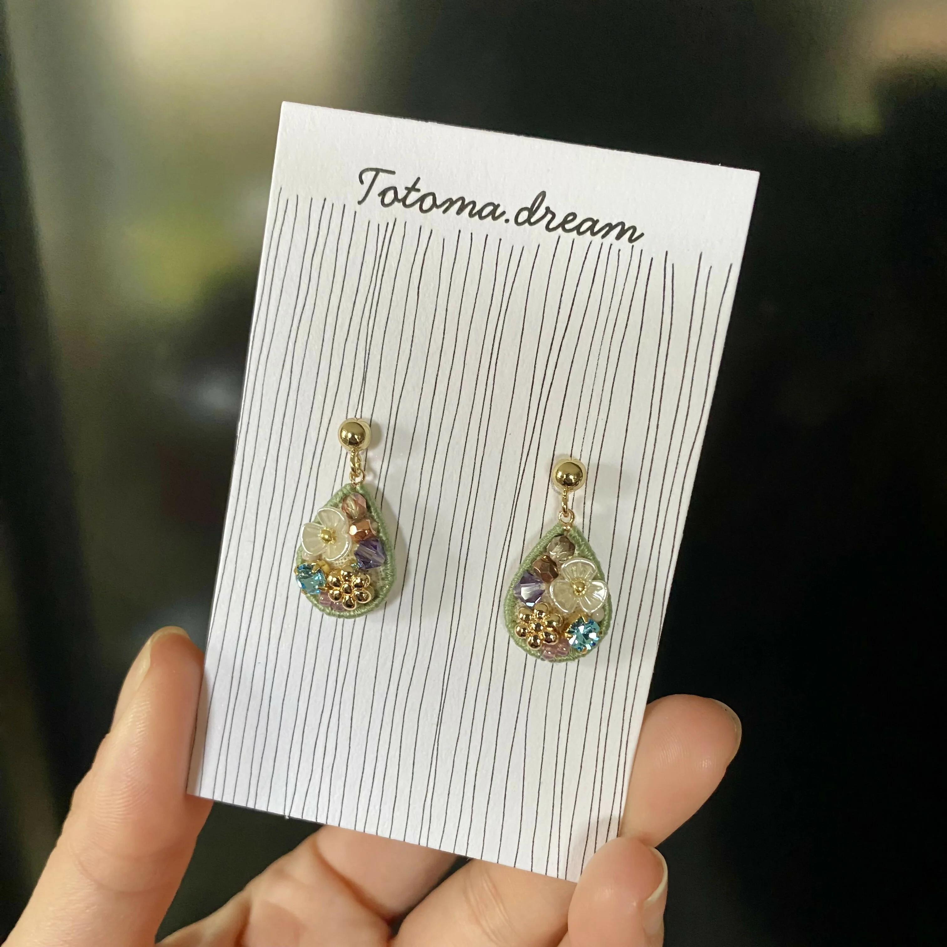 Pendant Crystal Embroidery Earrings (Waterdrop) - Image 27
