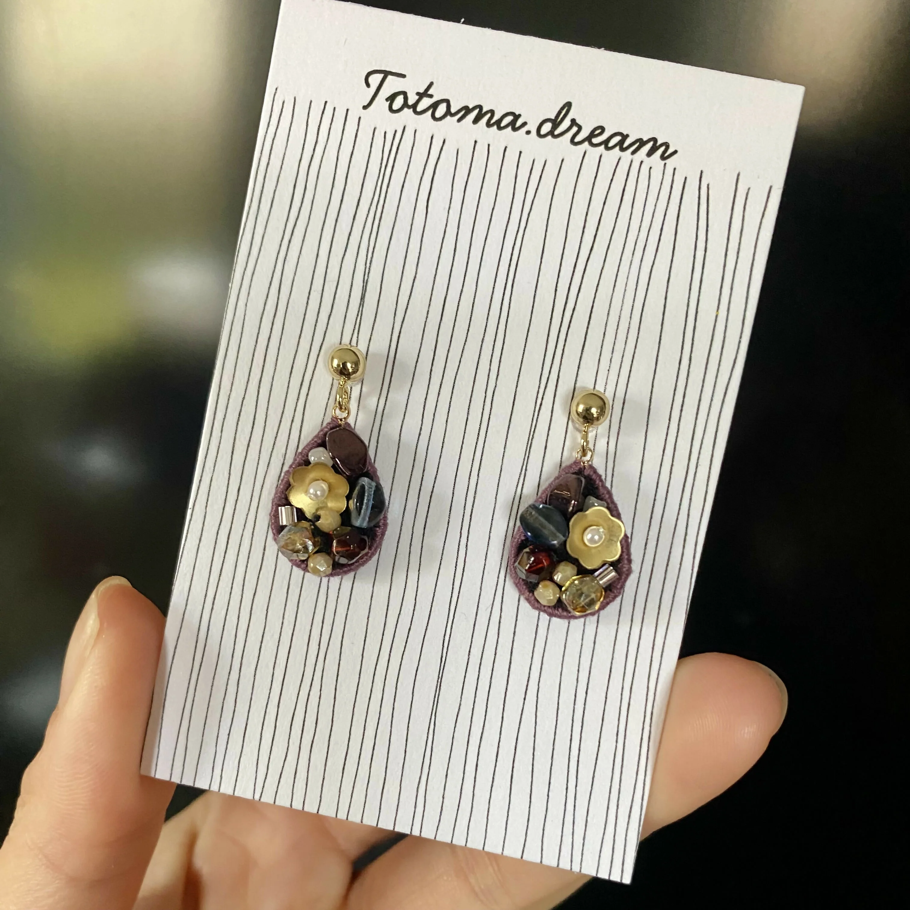 Pendant Crystal Embroidery Earrings (Waterdrop) - Image 29