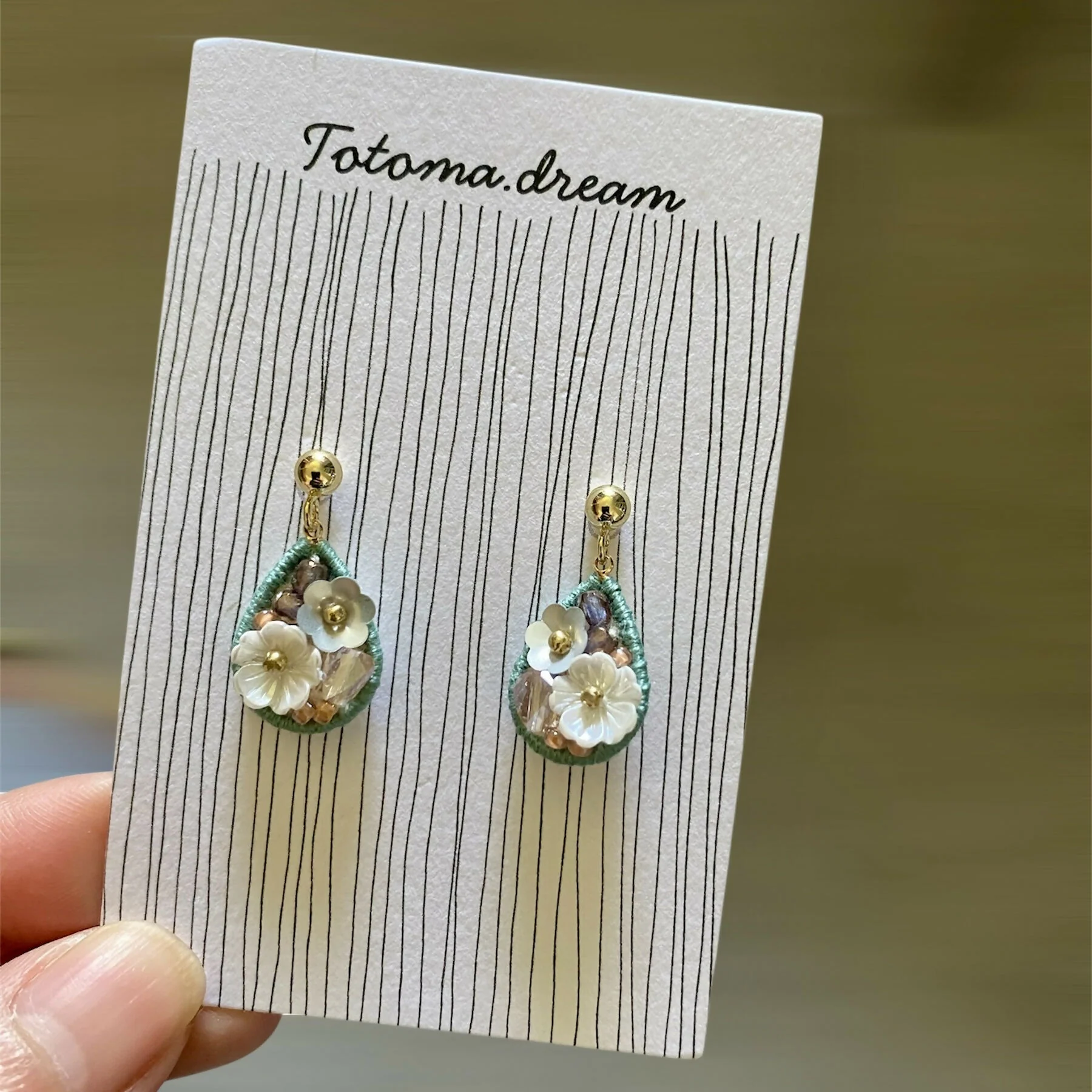 Pendant Crystal Embroidery Earrings (Waterdrop) - Image 33
