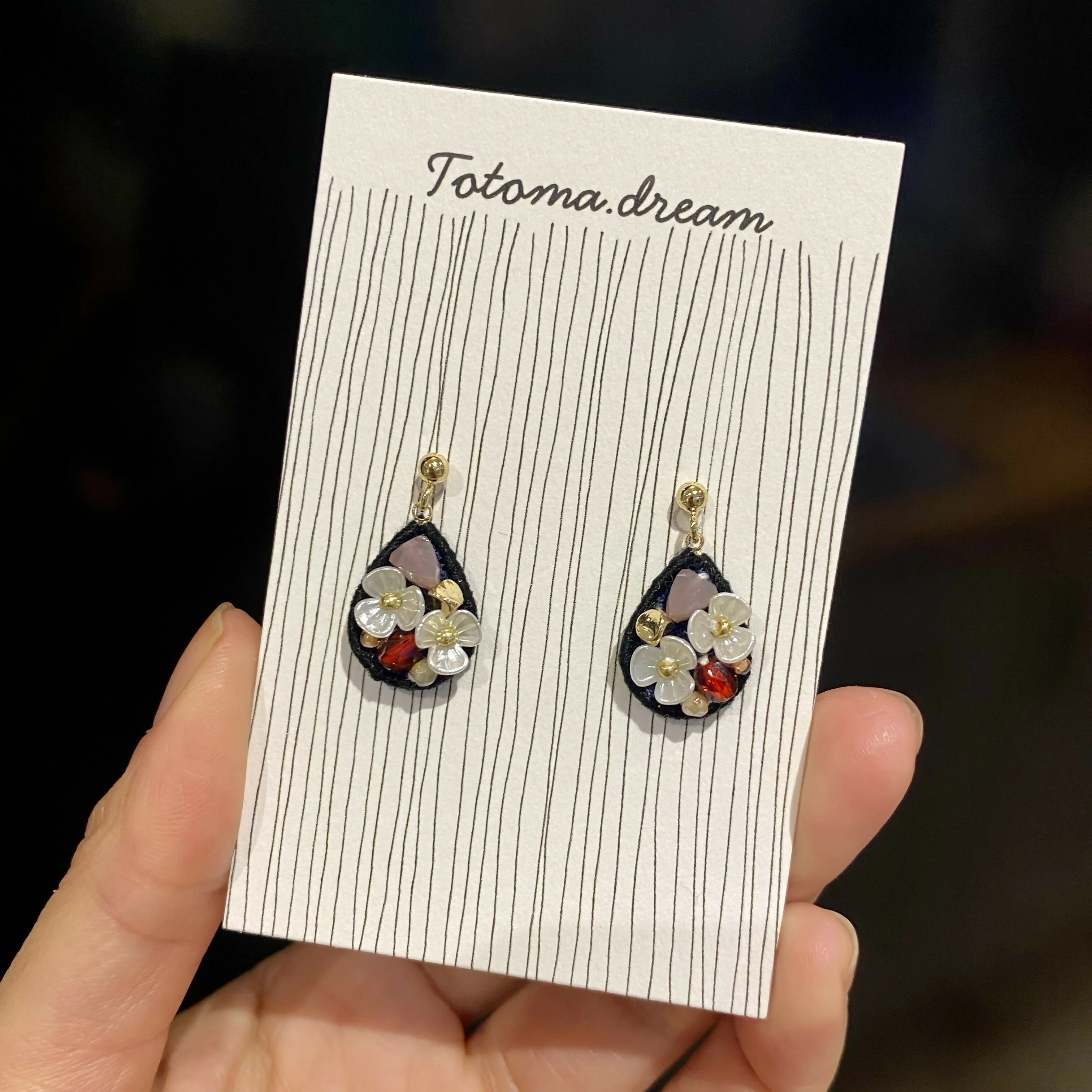 Pendant Crystal Embroidery Earrings (Waterdrop) - Image 41