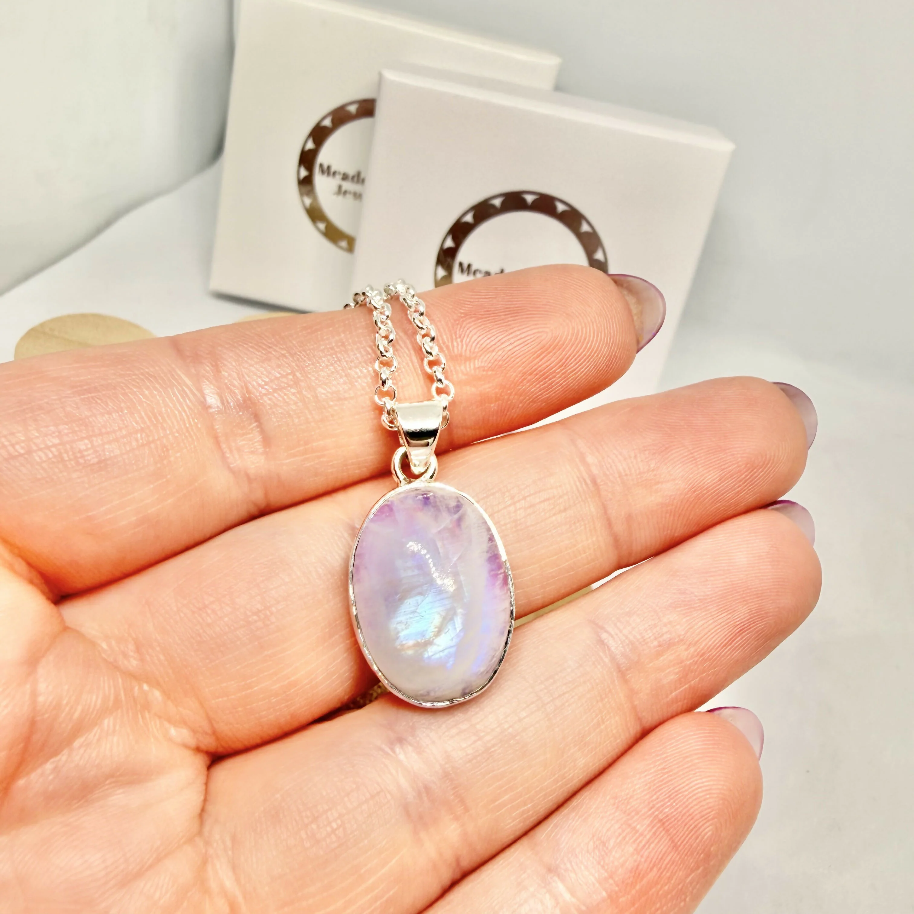 PINK MOONSTONE OVAL NECKLACE - Image 3