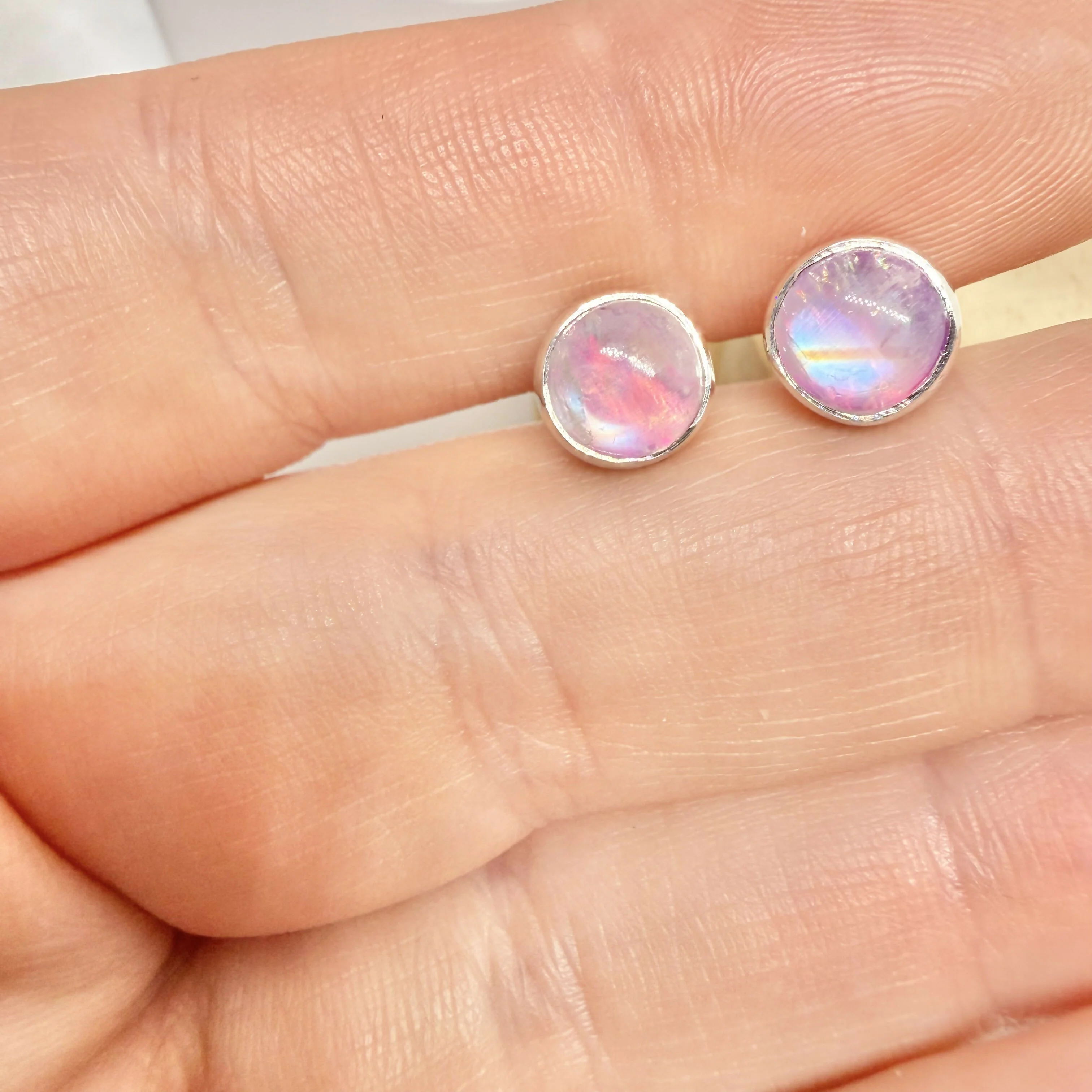 PINK MOONSTONE STUD EARRINGS - Image 2